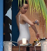 Dakota_Johnson_-_wearing_a_bikini_at_a_beach_in_Miami_on_April_2-10.jpg