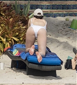 Dakota_Johnson_-_wearing_a_bikini_at_a_beach_in_Miami_on_April_2-129.jpg