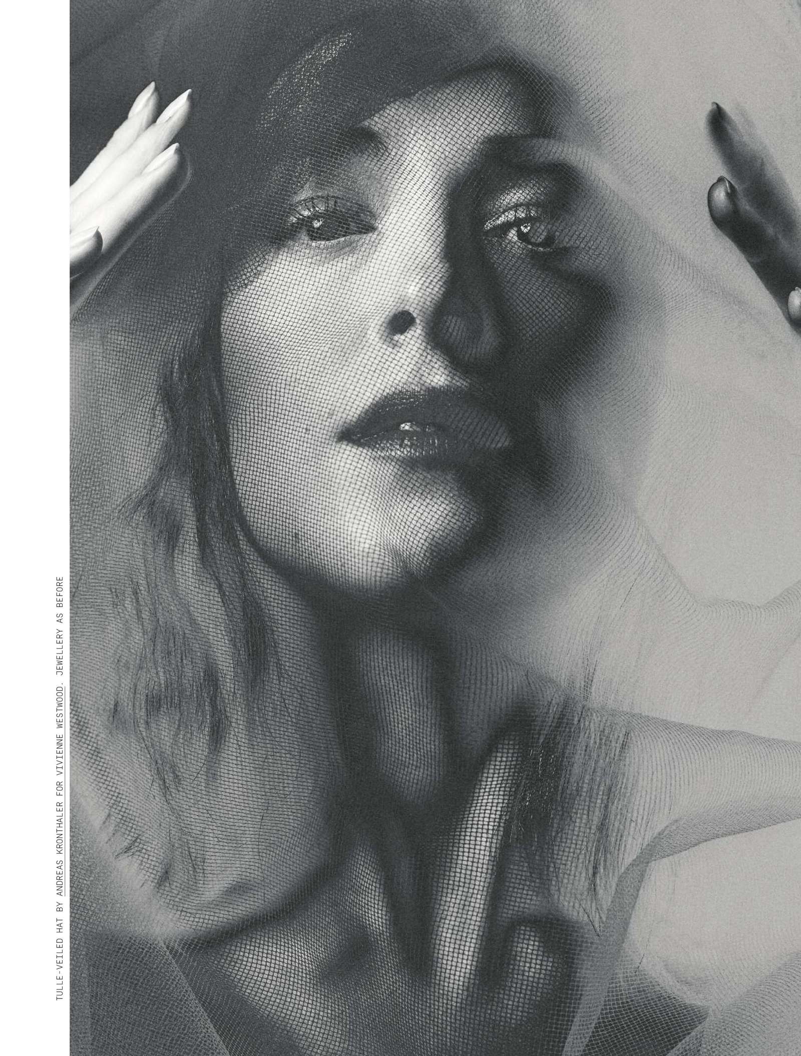 AnOther_Magazine_FallWinter_2018-10.jpg