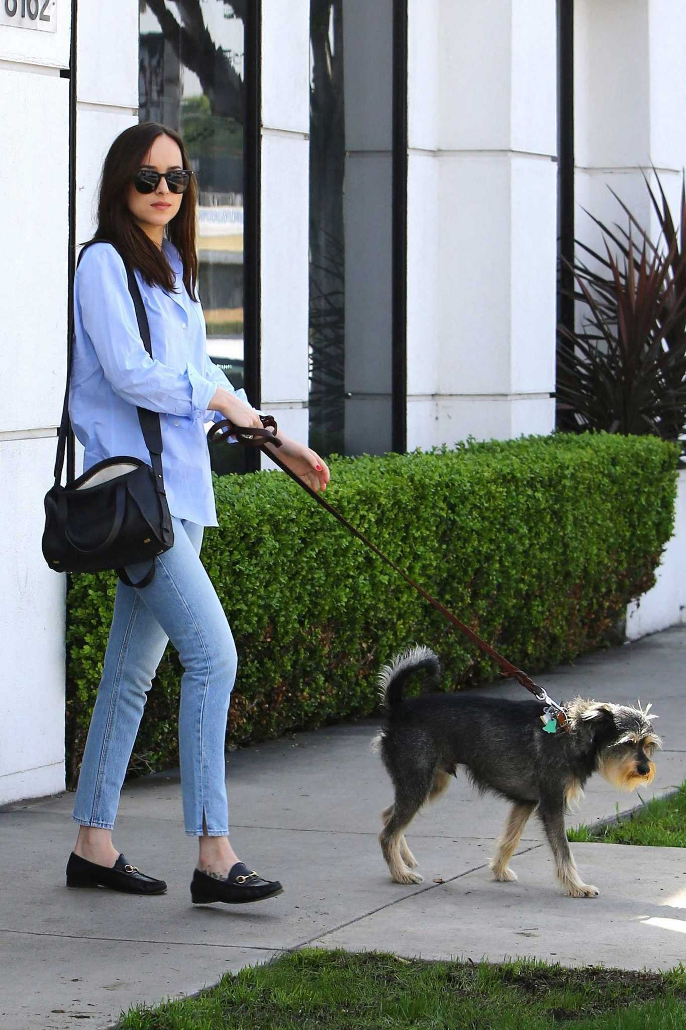 At_Chateau_Marmutt_in_West_Hollywood_-_March_17-01.jpg At_Chateau_Marmutt_in_West_Hollywood_-_March_17-01.jpg