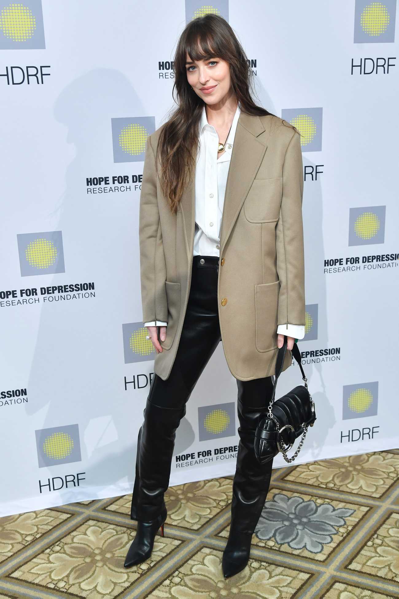 Dakota_Johnson_-_17th_Annual_HOPE_Luncheon_Seminar_in_New_York_1114202301.jpg Dakota_Johnson_-_17th_Annual_HOPE_Luncheon_Seminar_in_New_York_1114202301.jpg