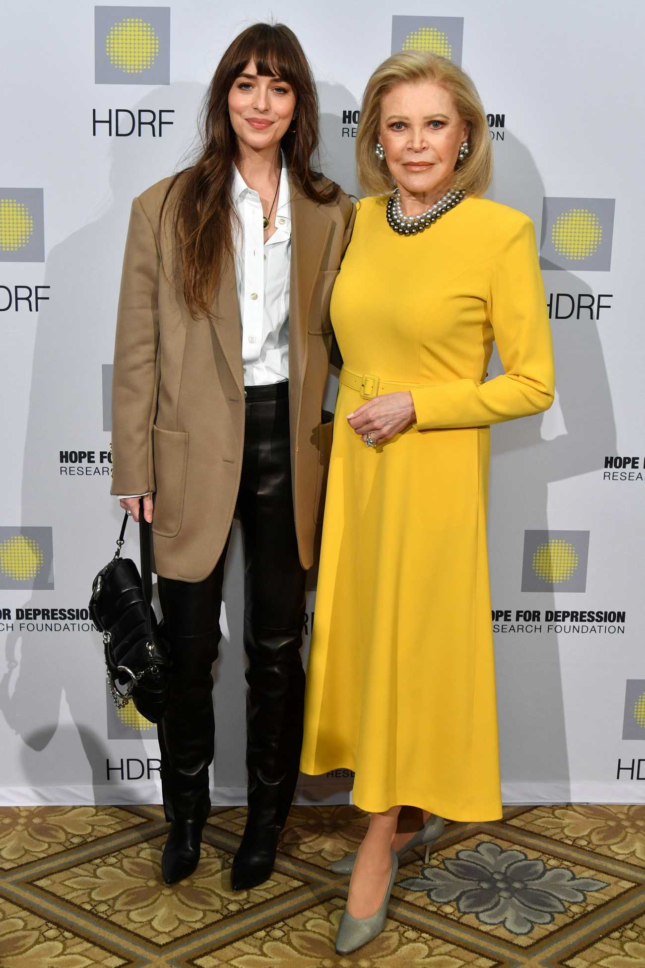 Dakota_Johnson_-_17th_Annual_HOPE_Luncheon_Seminar_in_New_York_1114202321.jpg