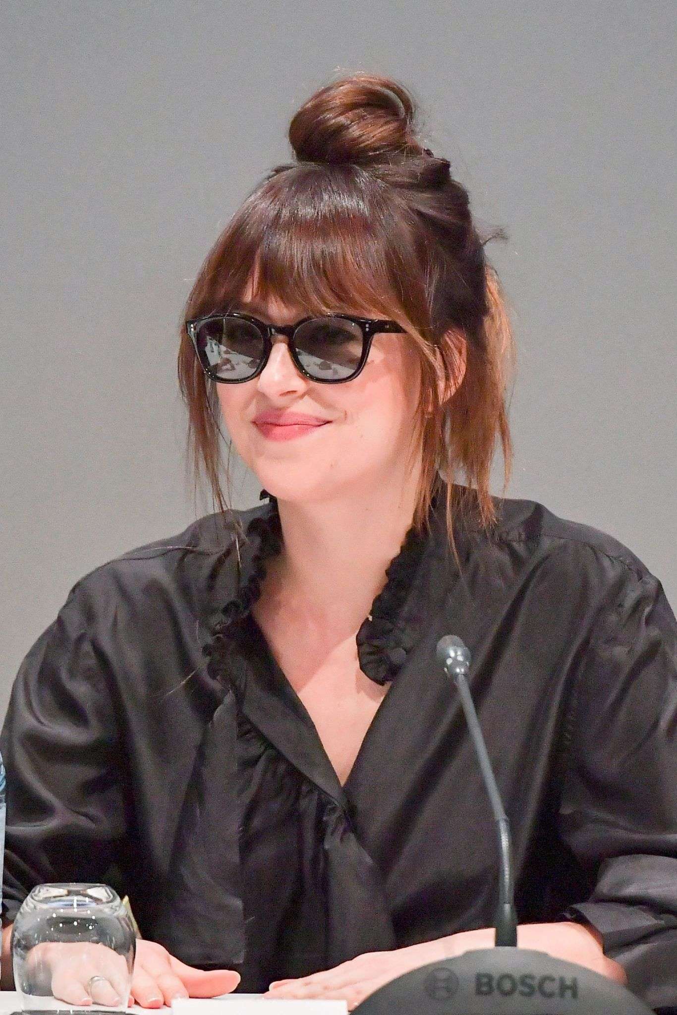 Dakota_Johnson_-_17th_Marrakech_International_Film_Festival_Press_Conference_on_December_12C_2018-18.jpg