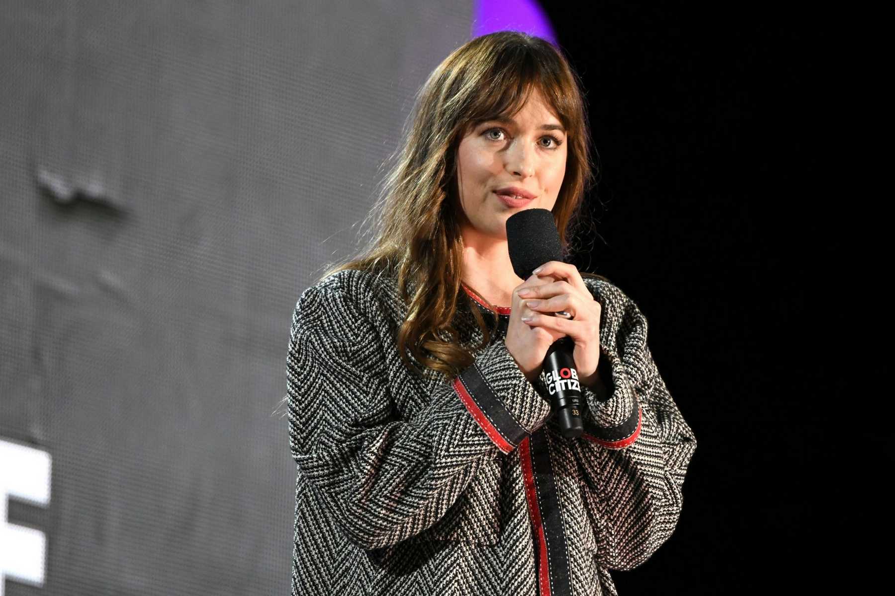 Dakota_Johnson_-_2018_Global_Citizen_Festival_Be_The_Generation_in_New_York_City_-_September_2983453994_tigu_picturepub_001.jpg Dakota_Johnson_-_2018_Global_Citizen_Festival_Be_The_Generation_in_New_York_City_-_September_2983453994_tigu_picturepub_001.jpg