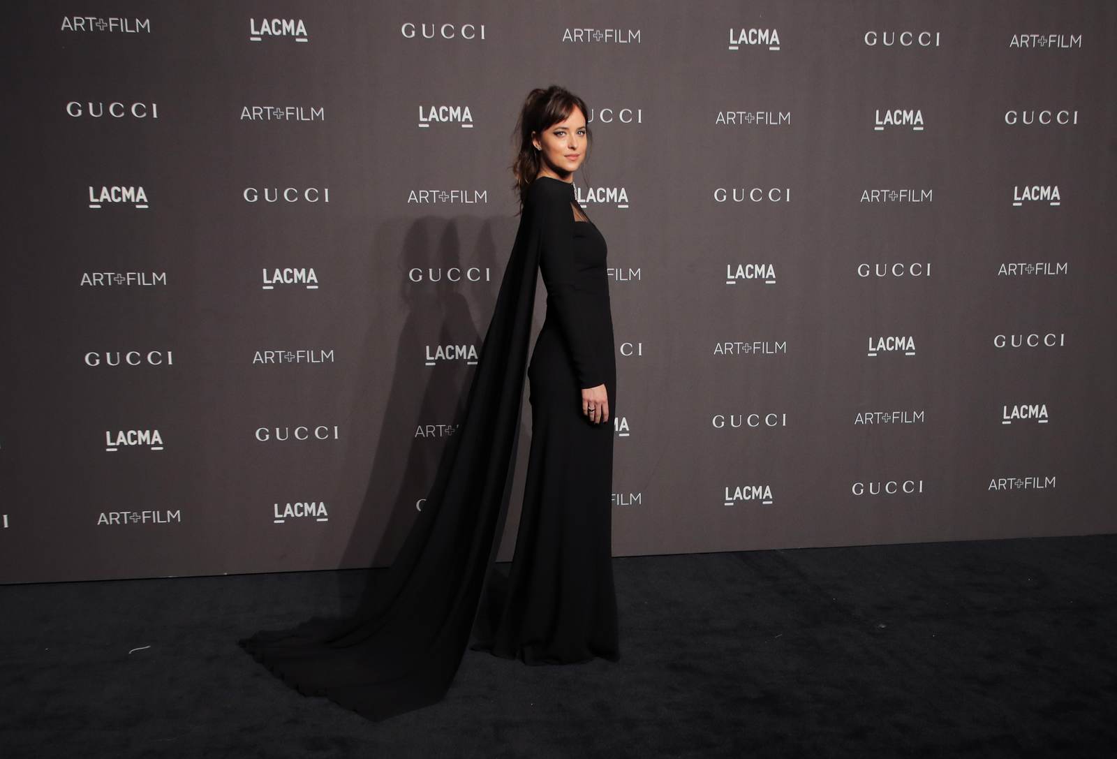 Dakota_Johnson_-_2018_LACMA_Art_2B_Film_Gala_in_Los_Angeles2C_CA_-_November_32C_2018-07.jpg Dakota_Johnson_-_2018_LACMA_Art_2B_Film_Gala_in_Los_Angeles2C_CA_-_November_32C_2018-07.jpg