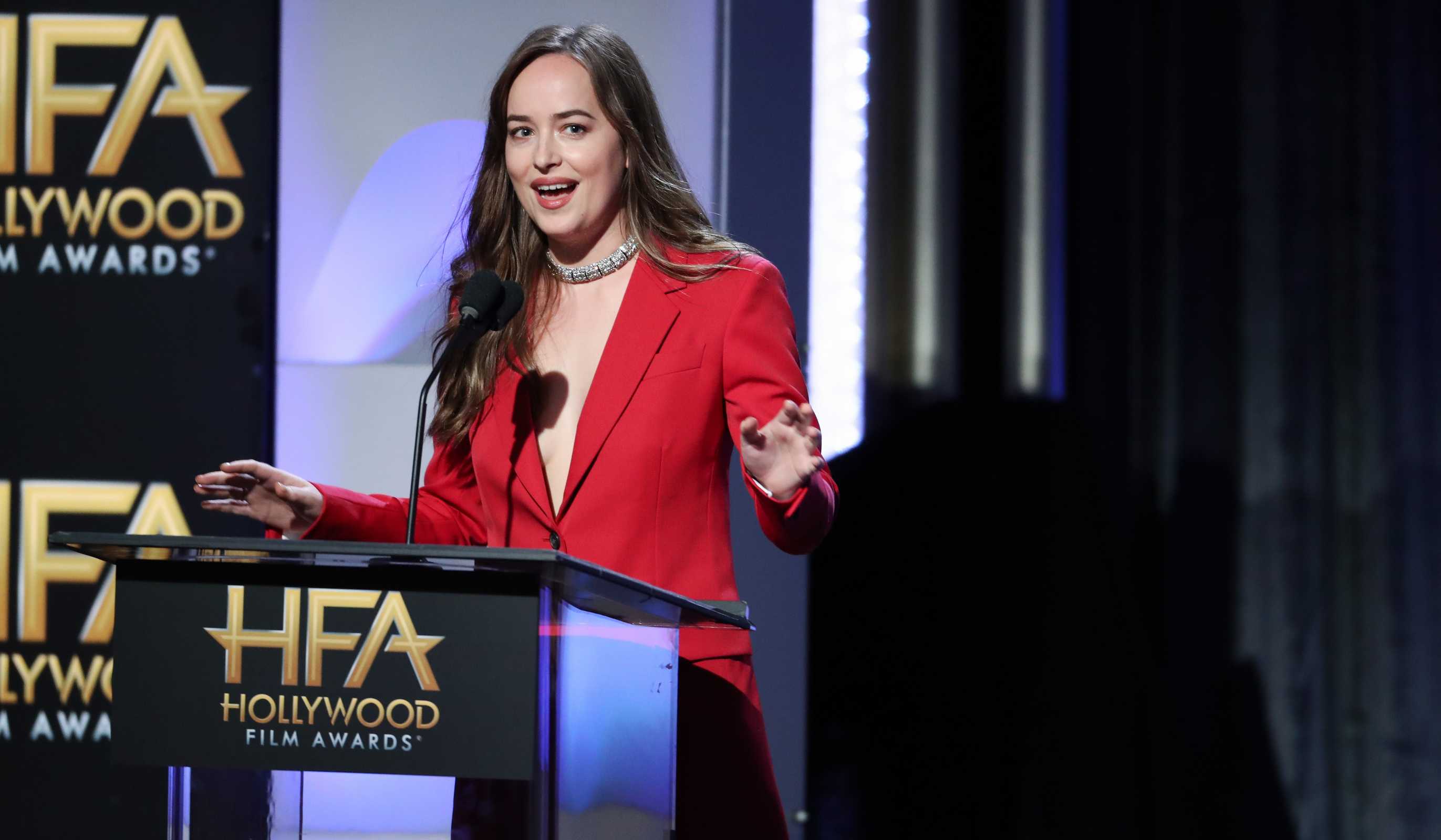 Dakota_Johnson_-_21st_Annual_Hollywood_Film_Awards_on_November_5-05.jpg Dakota_Johnson_-_21st_Annual_Hollywood_Film_Awards_on_November_5-05.jpg