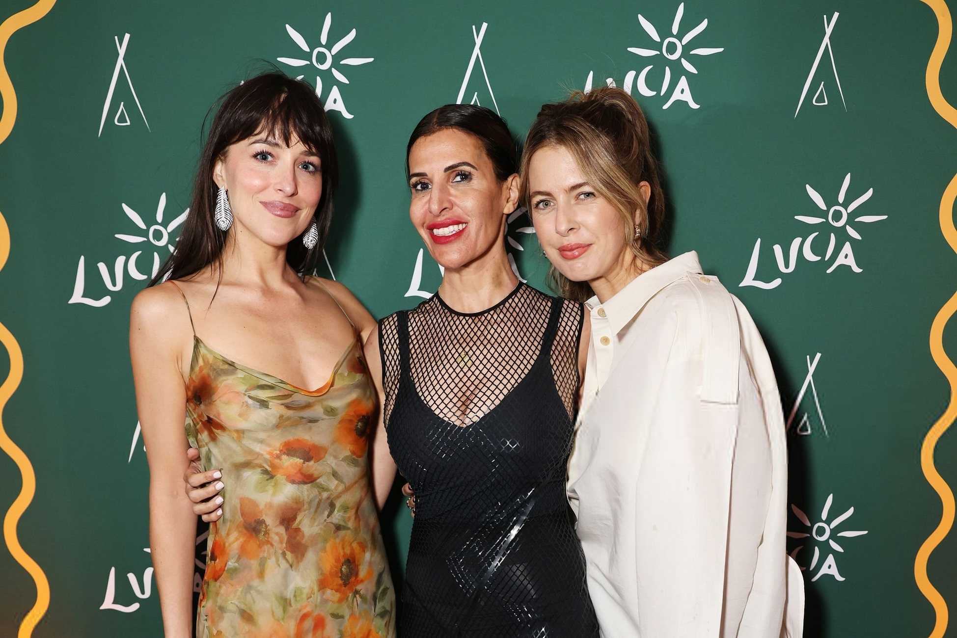 Dakota_Johnson_-_78th_Cannes_Film_Festival_-__Splitsville__Premiere_After_Party_05192025_08.jpg Dakota_Johnson_-_78th_Cannes_Film_Festival_-__Splitsville__Premiere_After_Party_05192025_08.jpg