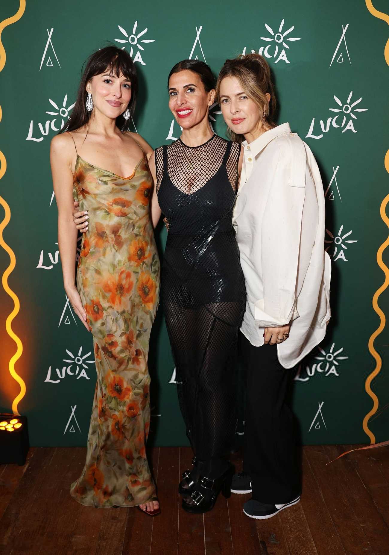 Dakota_Johnson_-_78th_Cannes_Film_Festival_-__Splitsville__Premiere_After_Party_05192025_11.jpg Dakota_Johnson_-_78th_Cannes_Film_Festival_-__Splitsville__Premiere_After_Party_05192025_11.jpg