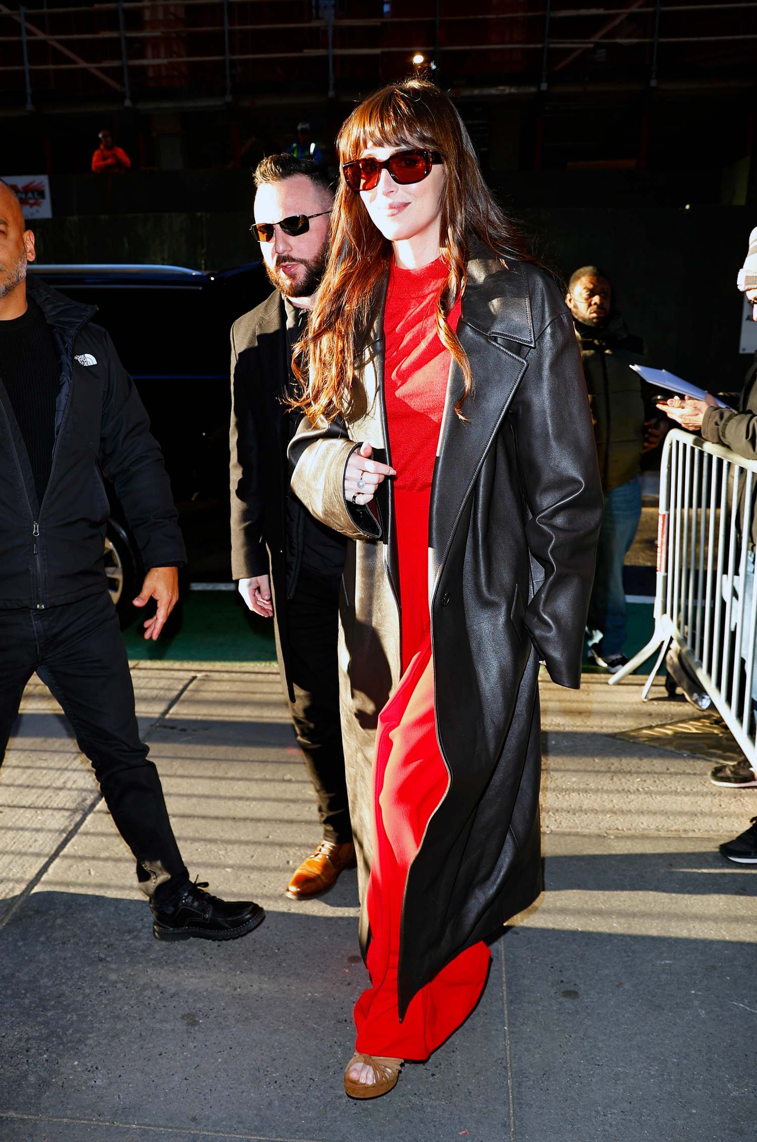 Dakota_Johnson_-_Arriving_to_TODAY_Show_in_New_York_-_February_72C_202402.jpg