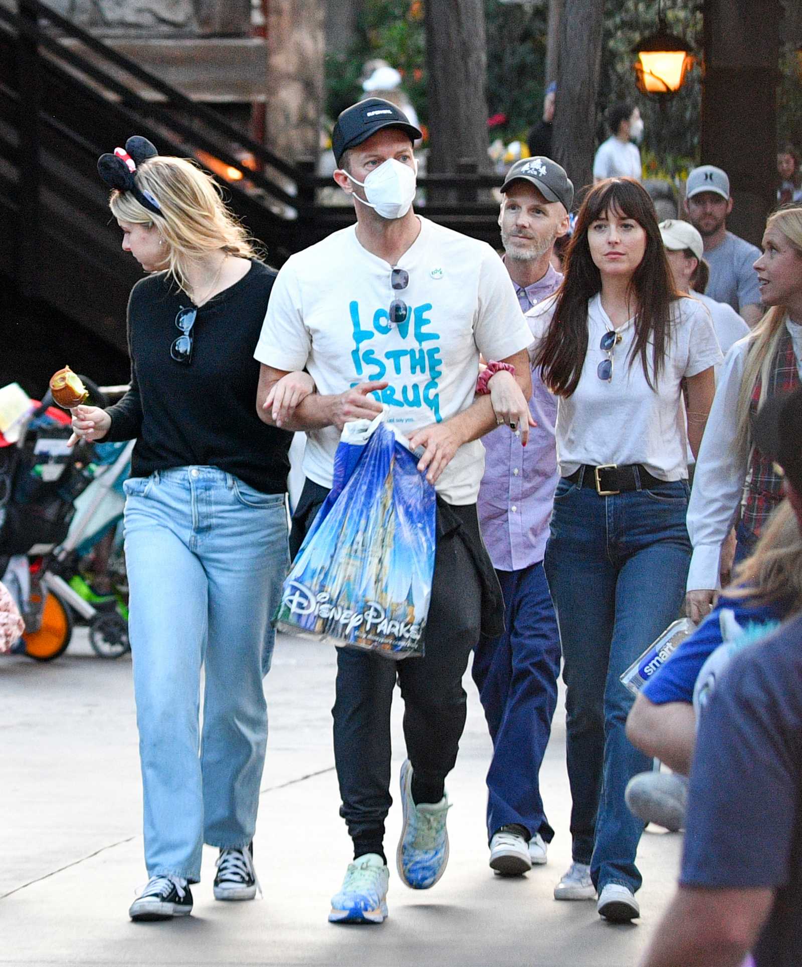 Dakota_Johnson_-_At_Disneyland_in_Anaheim2C_CA_0302202200002.jpg