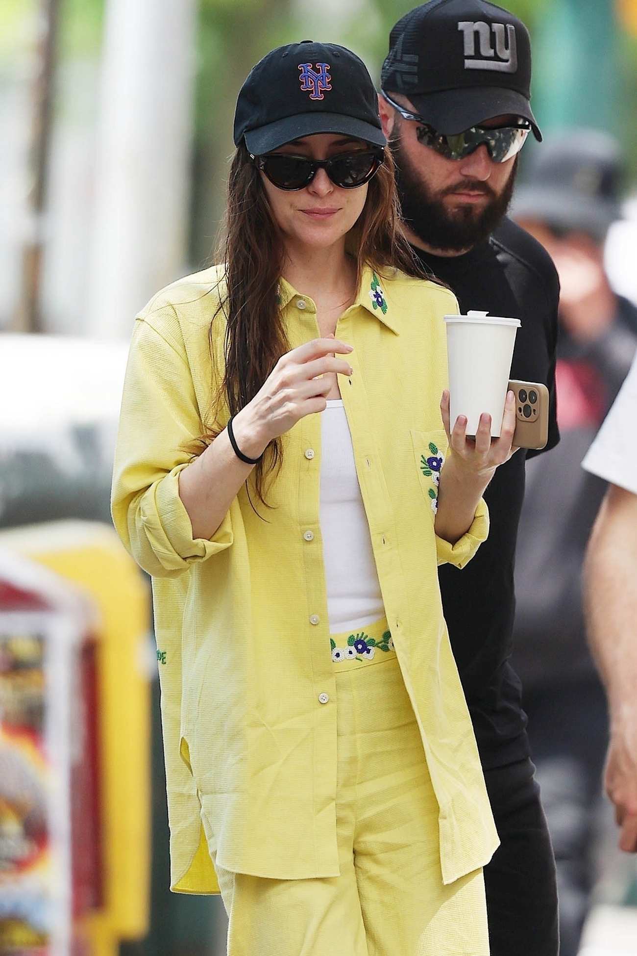 Dakota_Johnson_-_Filming__Materialists__in_New_York_June_52C_2024_23.jpg