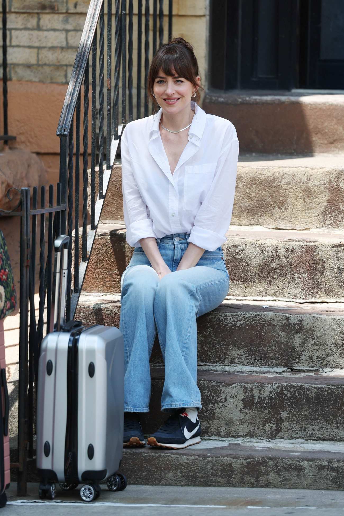 Dakota_Johnson_-_Filming__Materialists__in_New_York_June_52C_2024_34.jpg