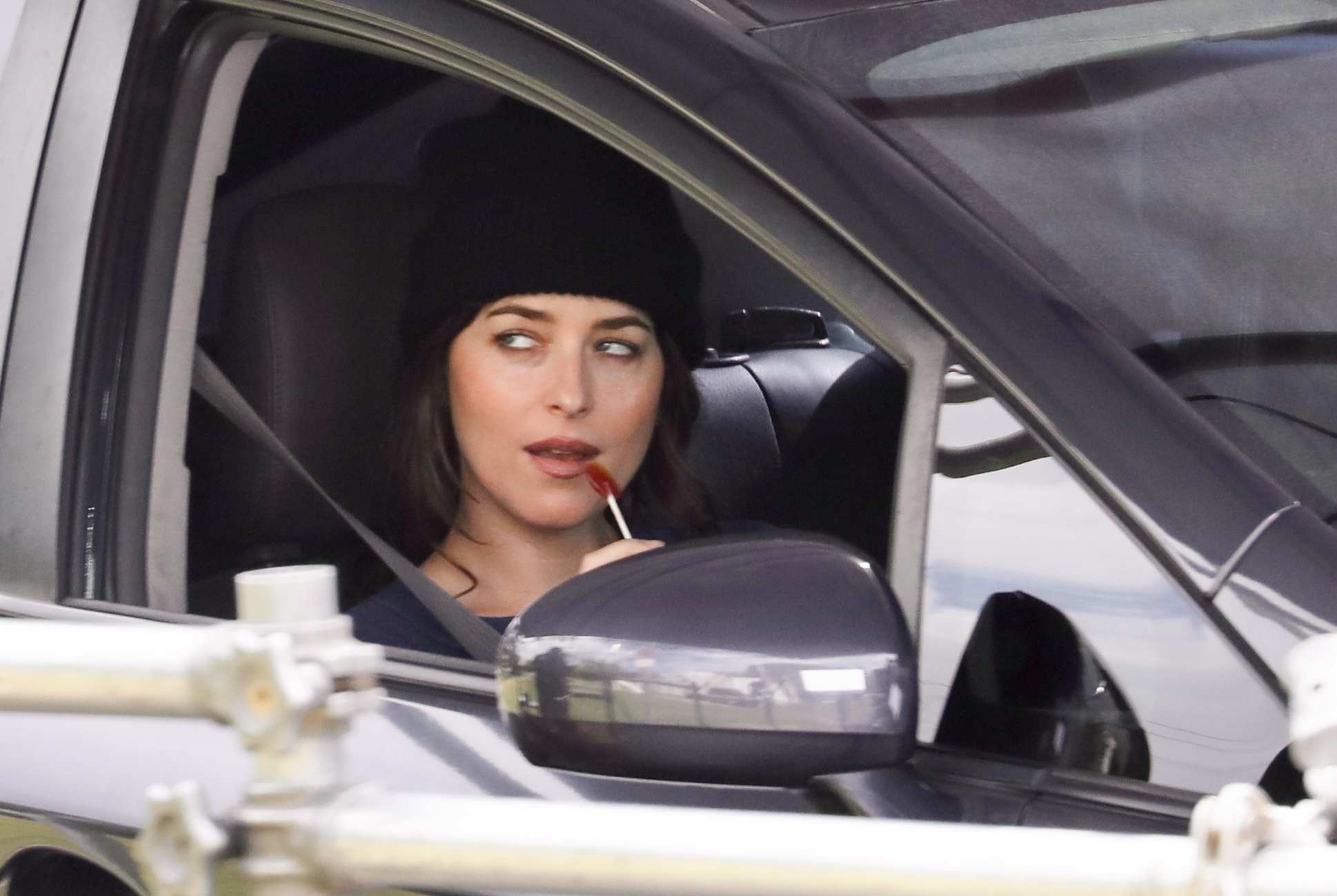 Dakota_Johnson_-_Filming___Am_I_Ok__in_Los_Angeles2C_California_03082021_09.jpg