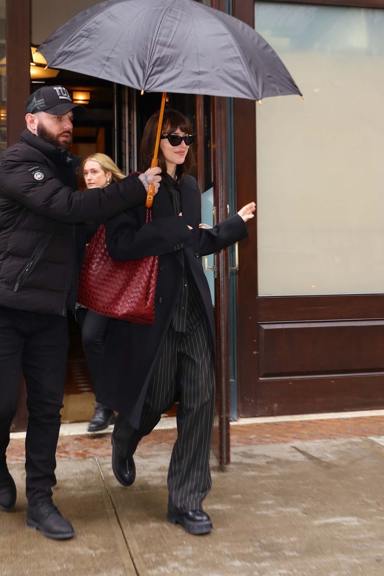 Dakota_Johnson_-_Heads_to_SNL_rehearsals_in_New_York_0123202402.jpg Dakota_Johnson_-_Heads_to_SNL_rehearsals_in_New_York_0123202402.jpg
