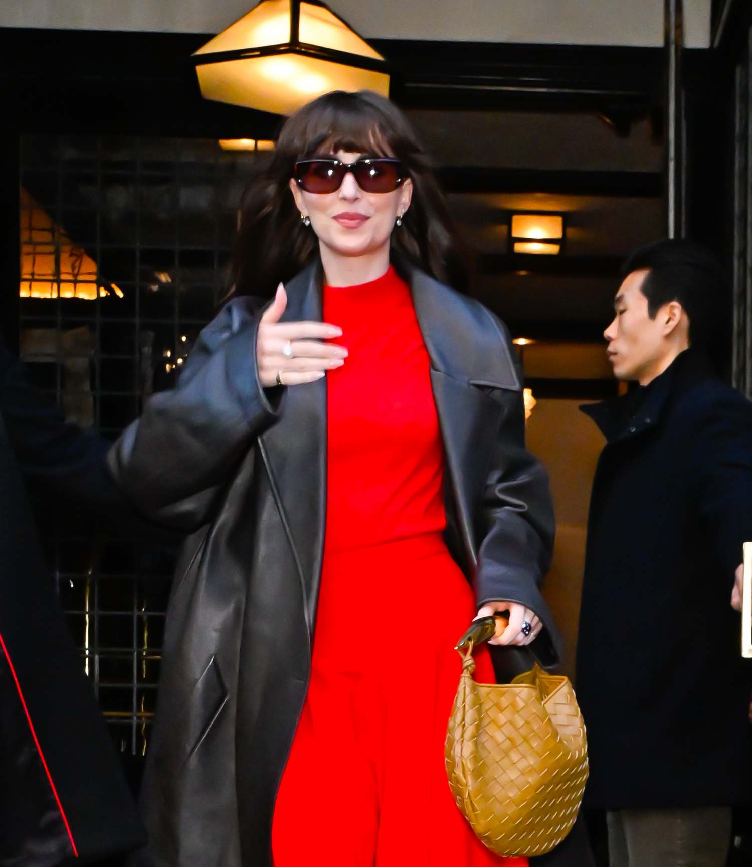 Dakota_Johnson_-_Leaving_the_Greenwich_Hotel_in_New_York_-_February_072C_202403.jpg Dakota_Johnson_-_Leaving_the_Greenwich_Hotel_in_New_York_-_February_072C_202403.jpg
