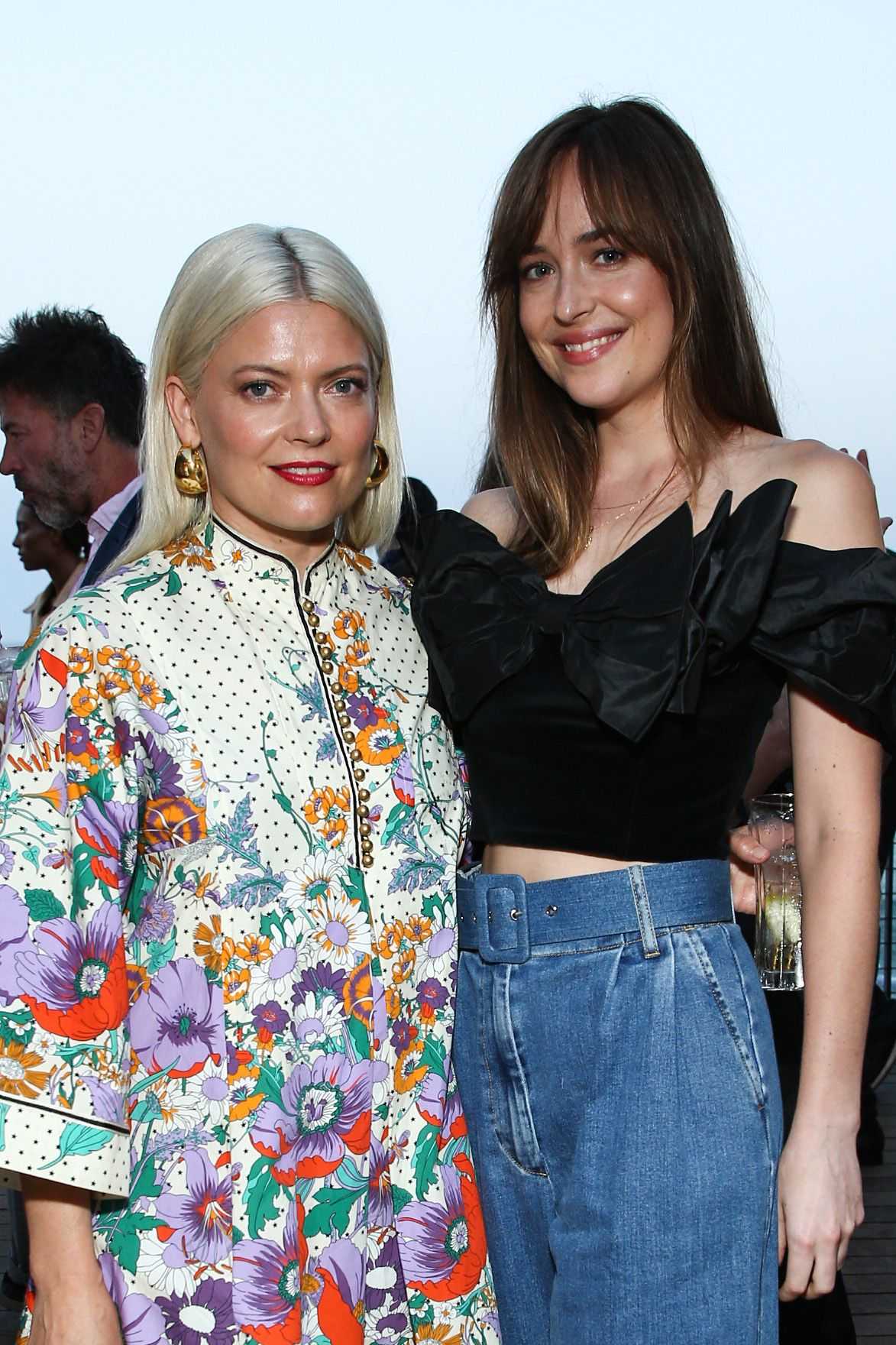 Dakota_Johnson_-_Maison_St-Germain_event_in_Los_Angeles2C_CA_-_July_102C_2018-03.jpg Dakota_Johnson_-_Maison_St-Germain_event_in_Los_Angeles2C_CA_-_July_102C_2018-03.jpg
