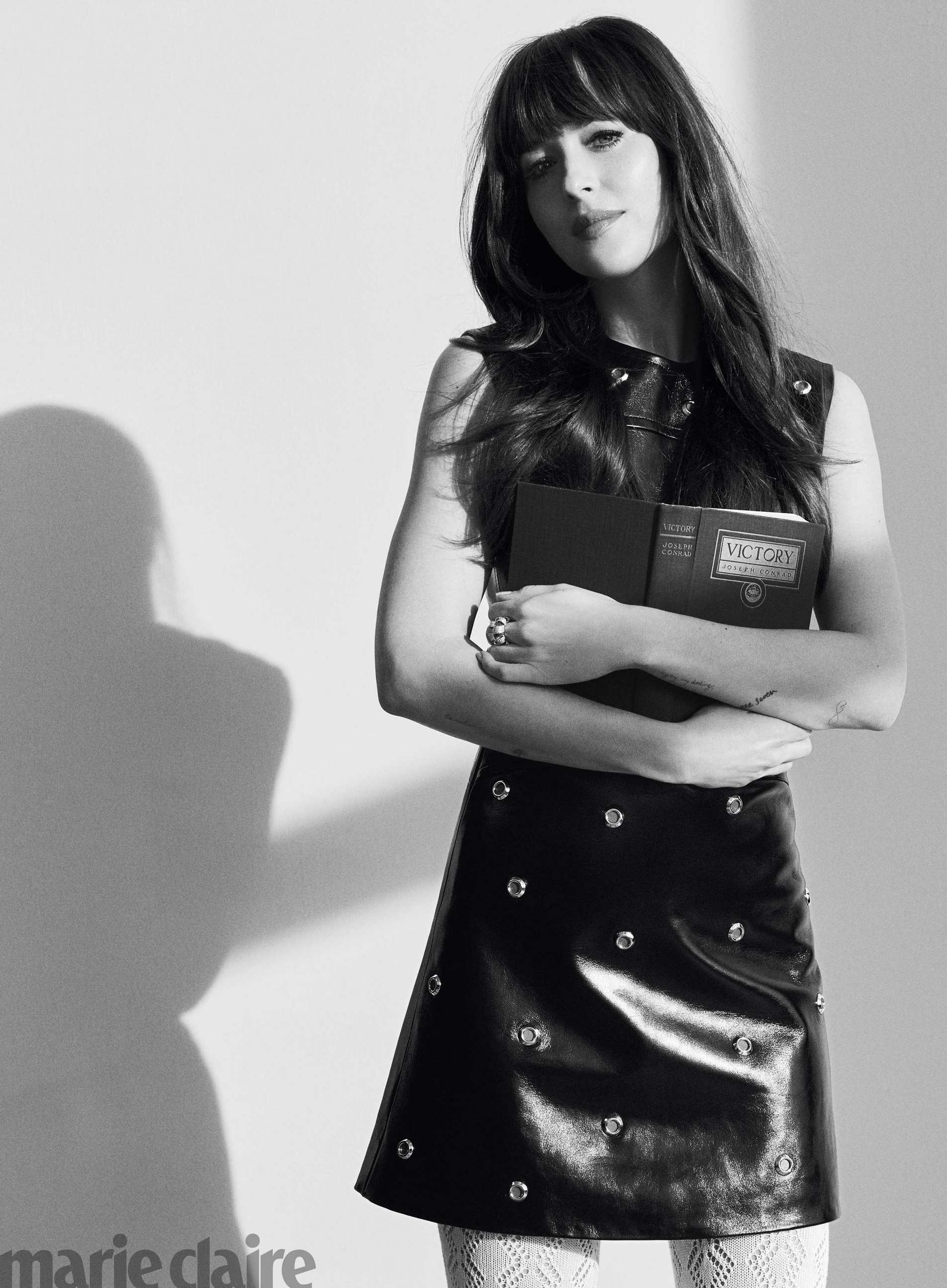 Dakota_Johnson_-_Marie_Claire_by_Steven_Pan_Summer_2020-01.jpg Dakota_Johnson_-_Marie_Claire_by_Steven_Pan_Summer_2020-01.jpg