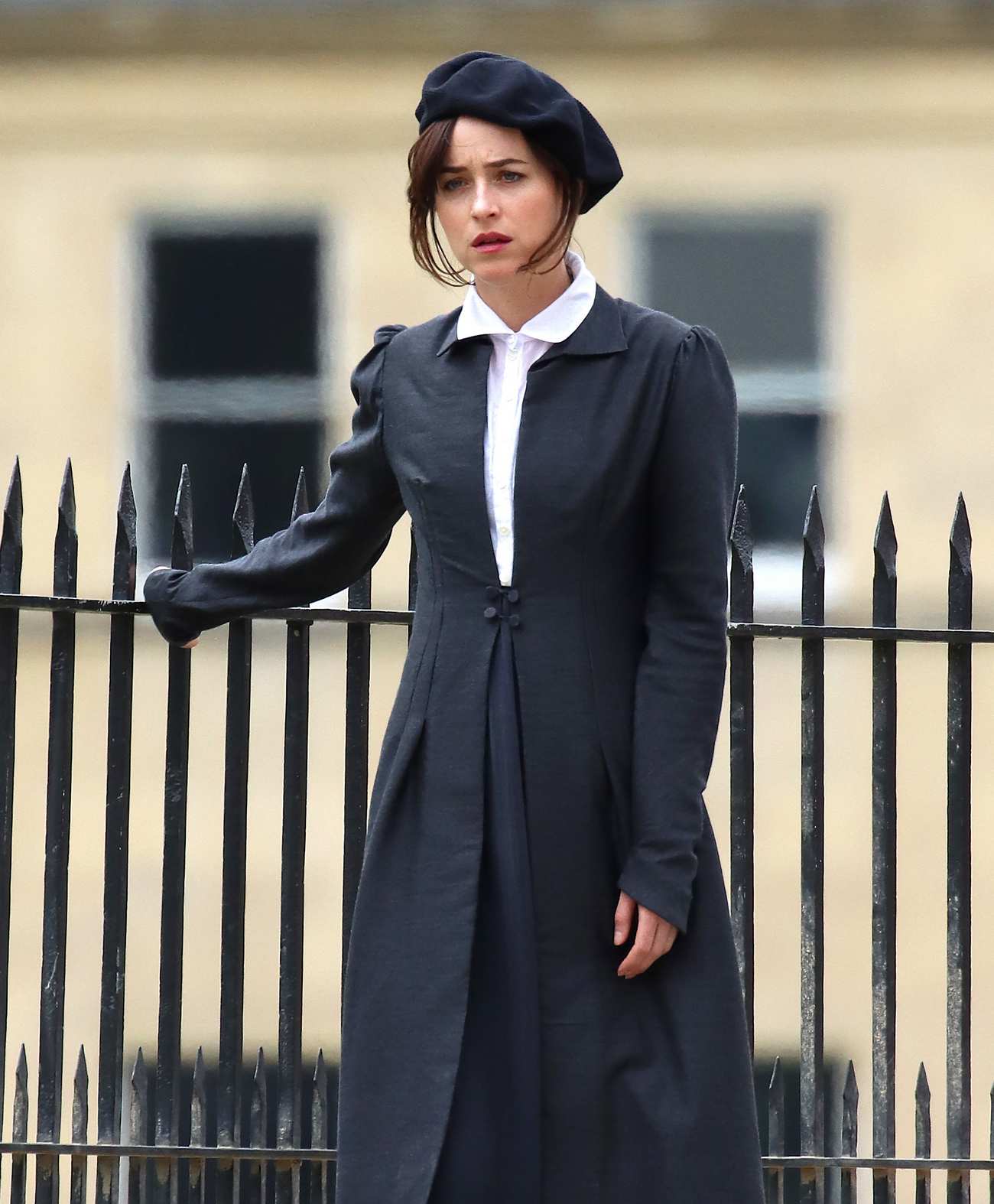 Dakota_Johnson_-_On_the_set_of__Persuasion__on_The_Royal_Crescent_In_Bath2C_UK_06242021_19.jpg