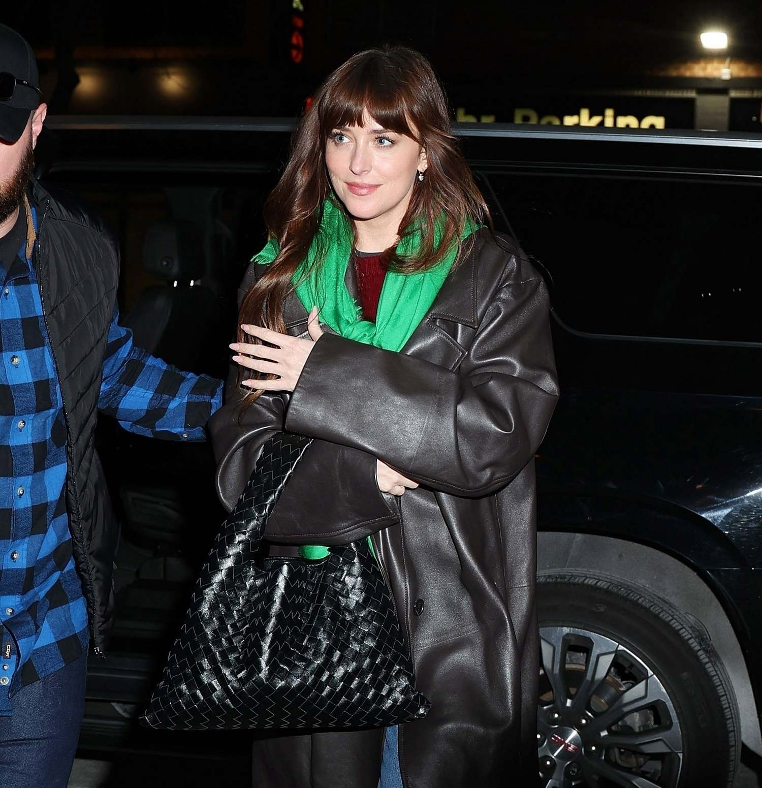 Dakota_Johnson_-_Out_in_New_York_0122202401.jpg