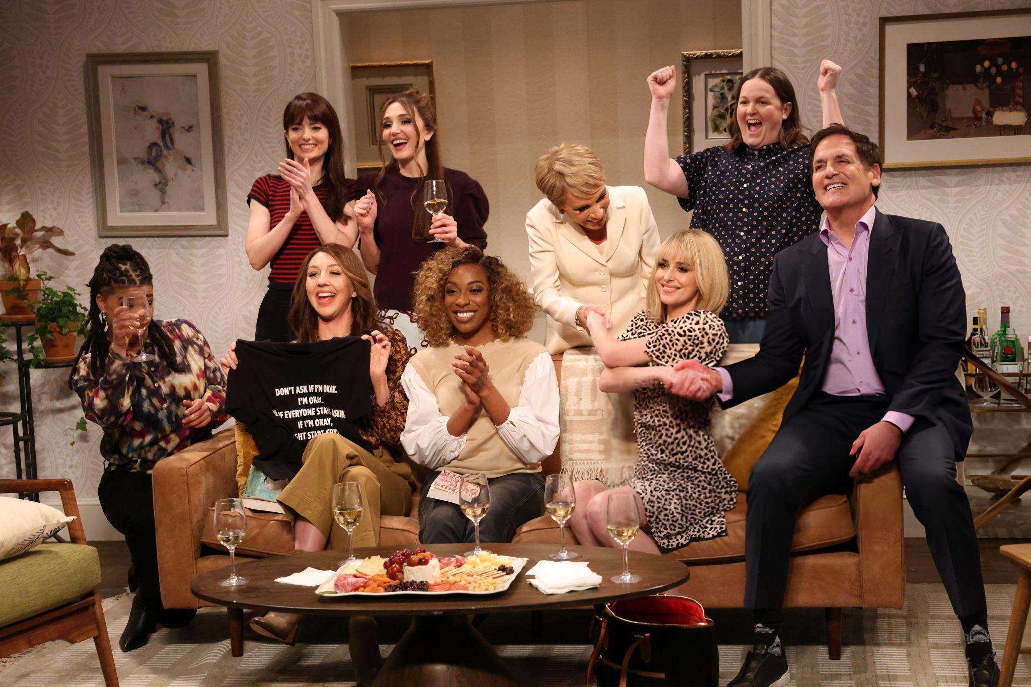 Dakota_Johnson_-_Saturday_Night_Live_-_Season_492C_Episode_1854_28January_272C_20242901.jpg Dakota_Johnson_-_Saturday_Night_Live_-_Season_492C_Episode_1854_28January_272C_20242901.jpg