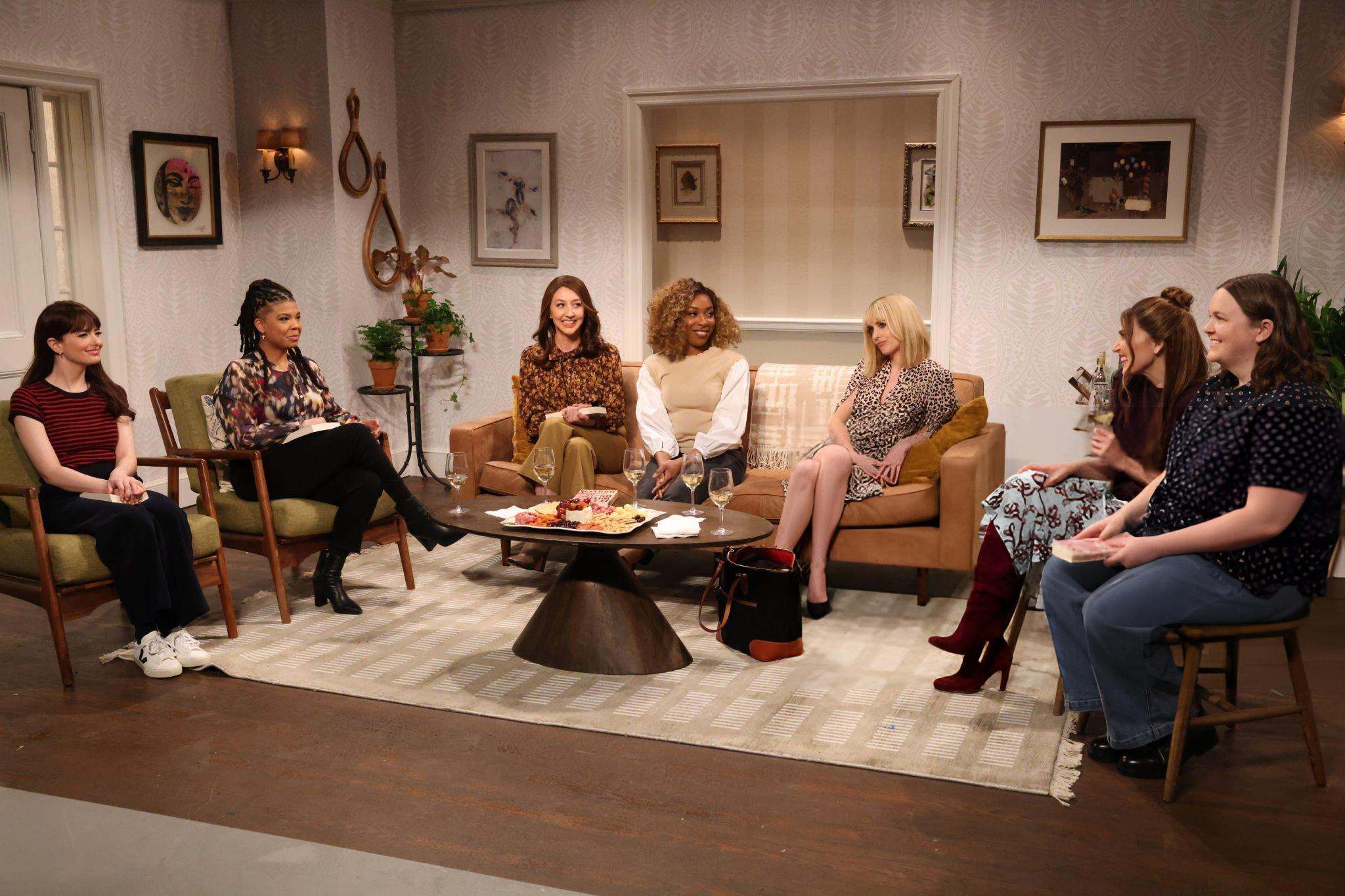 Dakota_Johnson_-_Saturday_Night_Live_-_Season_492C_Episode_1854_28January_272C_20242905.jpg Dakota_Johnson_-_Saturday_Night_Live_-_Season_492C_Episode_1854_28January_272C_20242905.jpg