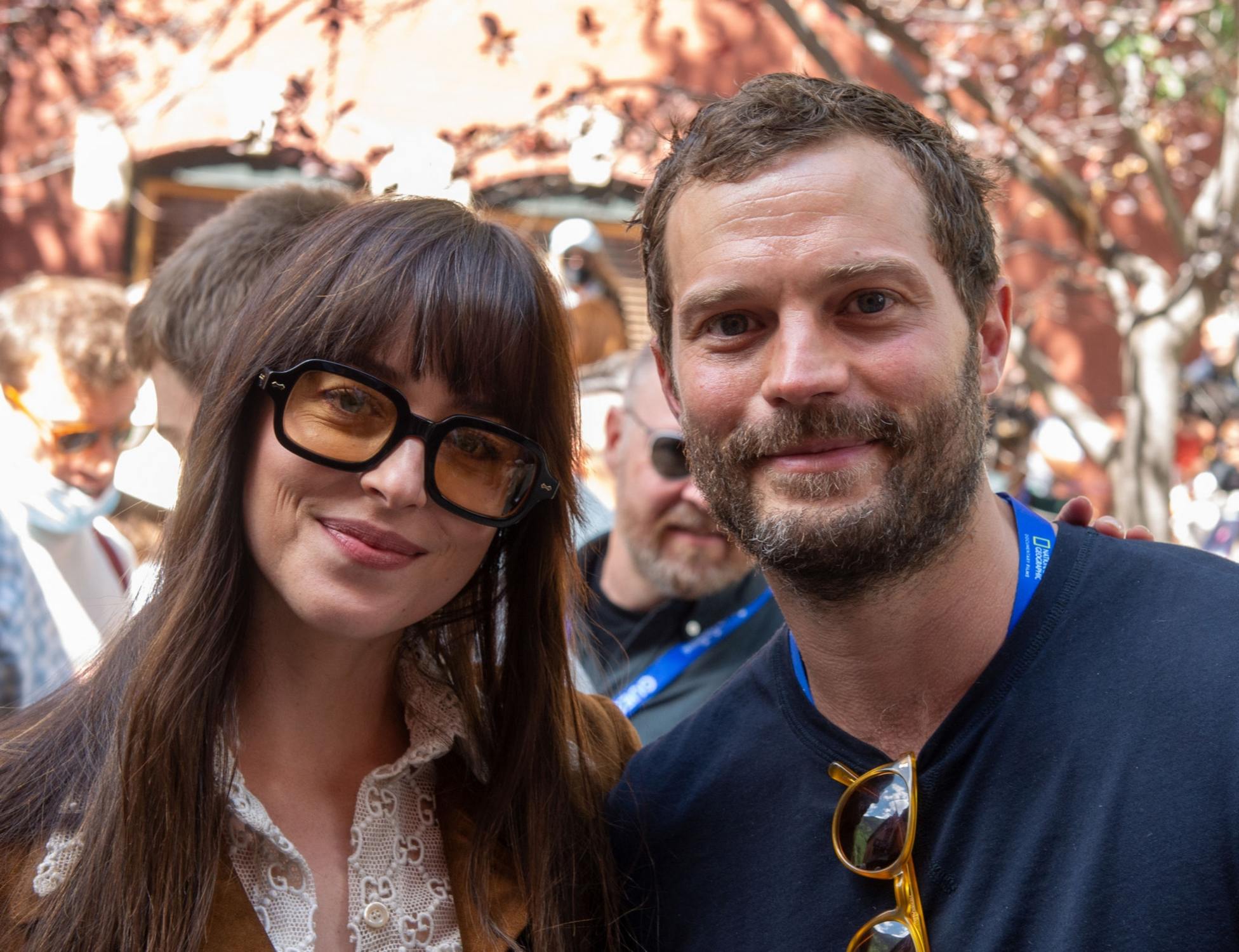 Dakota_Johnson_-_The_Lost_Daughter_Premiere_at_the_48th_Telluride_Film_Festival_09042021_00006.jpg