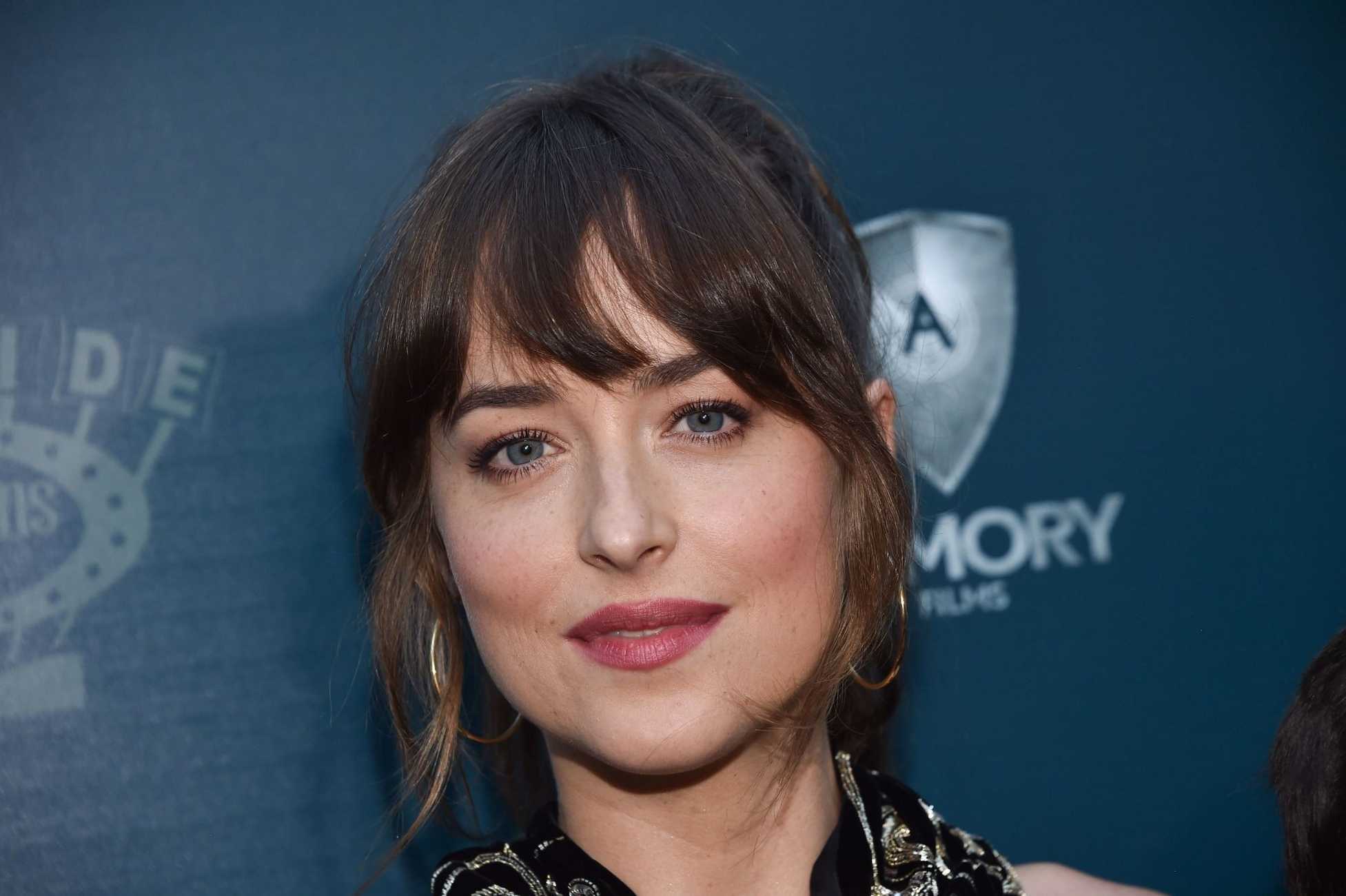 Dakota_Johnson_-_The_Peanut_Butter_Falcon_LA_Special_Screening_in_Hollywood2C_California_28August_012C_201929-05.jpg Dakota_Johnson_-_The_Peanut_Butter_Falcon_LA_Special_Screening_in_Hollywood2C_California_28August_012C_201929-05.jpg