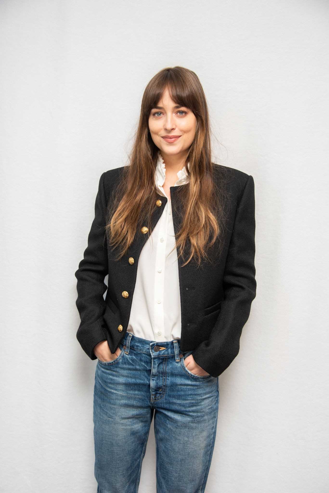 Dakota_Johnson_-_The_Peanut_Butter_Falcon_Los_Angeles_Press_Conference_08022019-01.jpg Dakota_Johnson_-_The_Peanut_Butter_Falcon_Los_Angeles_Press_Conference_08022019-01.jpg