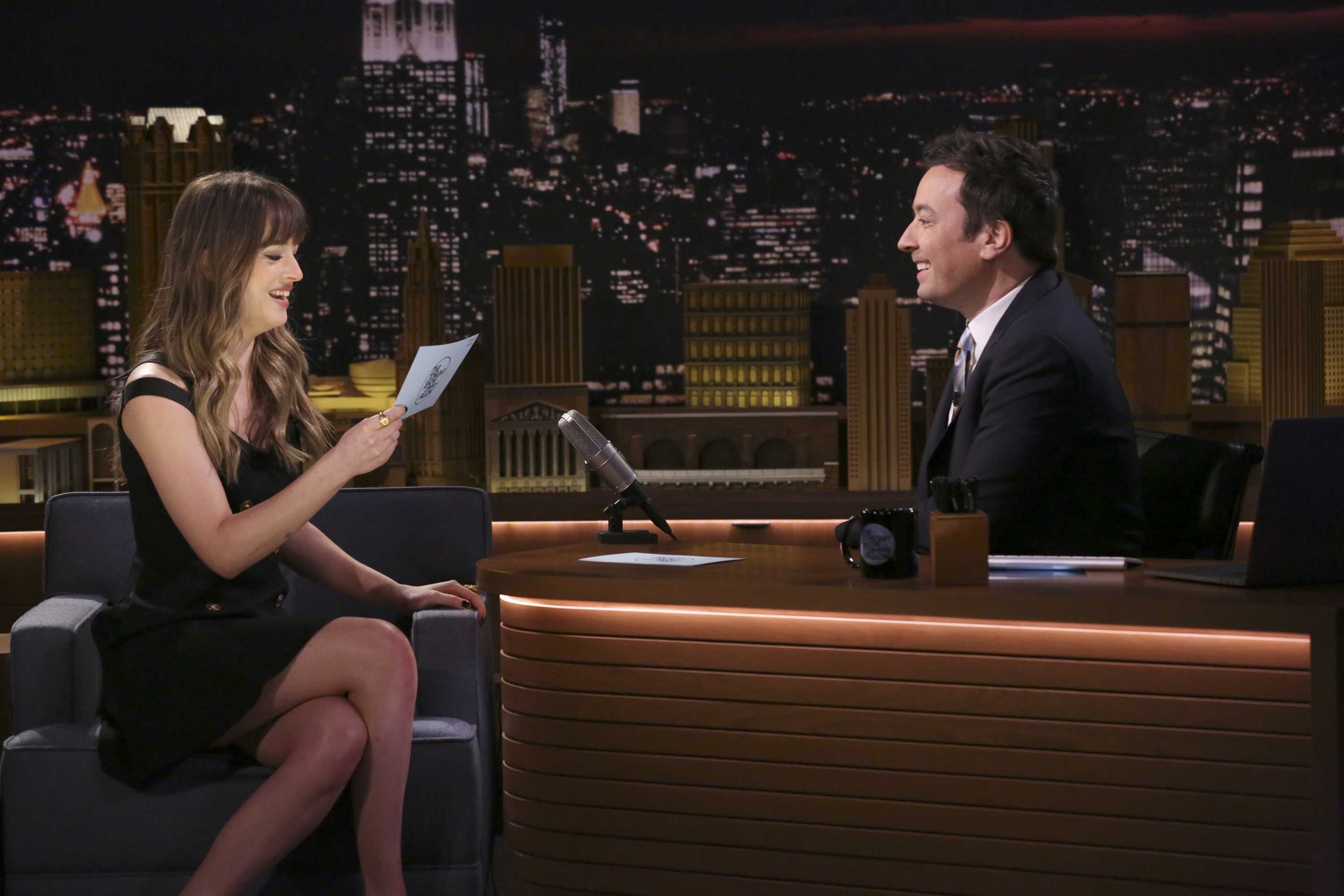 Dakota_Johnson_-_The_Tonight_Show_Starring_Jimmy_Fallon_on_January_292C_2018-06.jpg