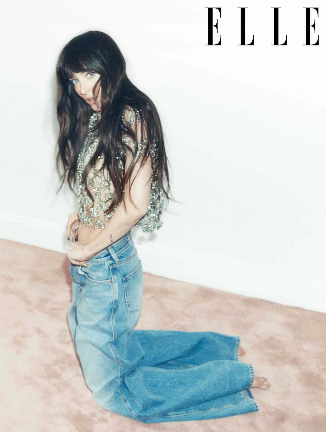 Dakota_Johnson_-_Tom_Schirmacher_for_ELLE_UK_June_2025_06.jpg