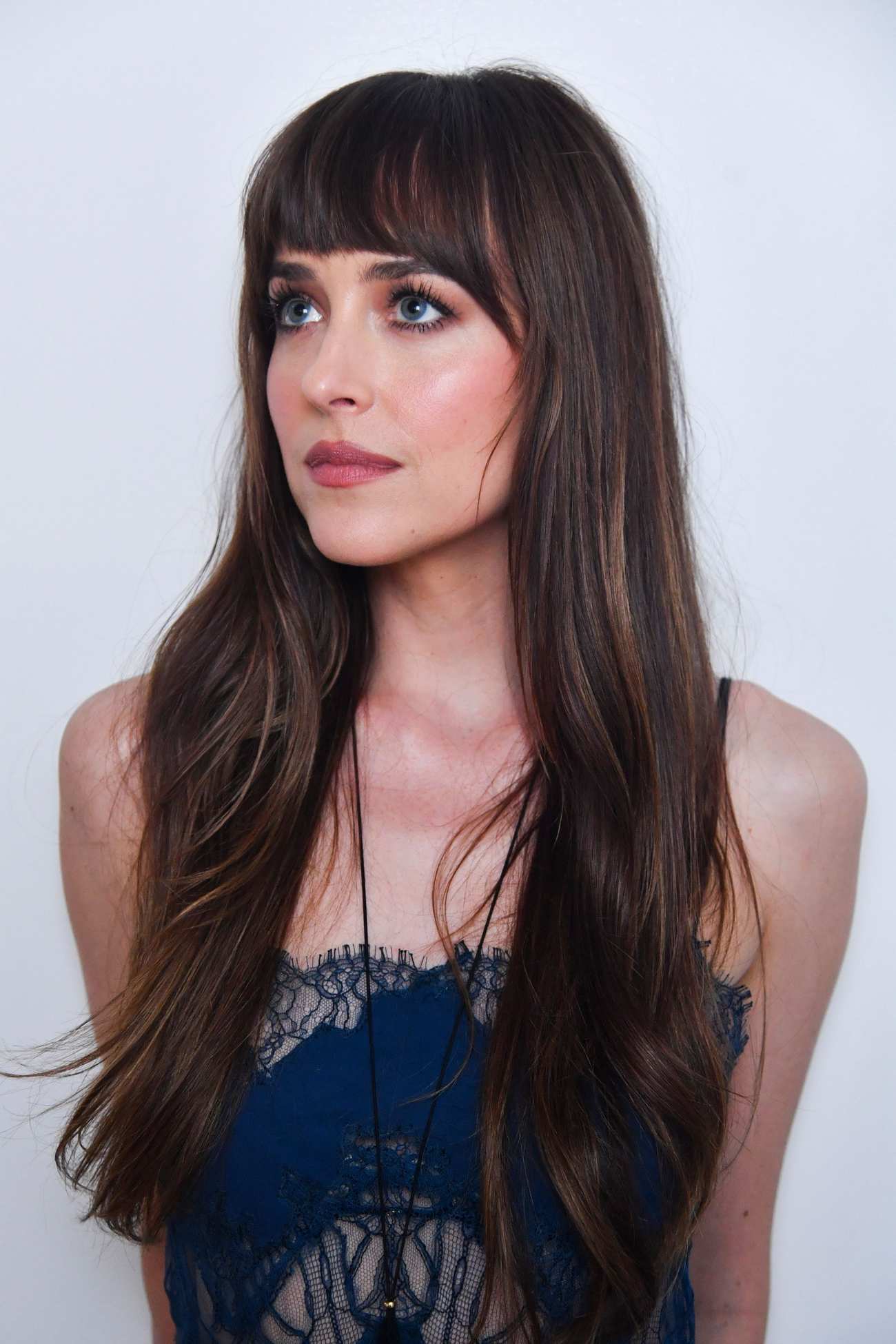Dakota_Johnson_-_Tribeca_Film_Festival_Portrait_June_2024_07.jpg