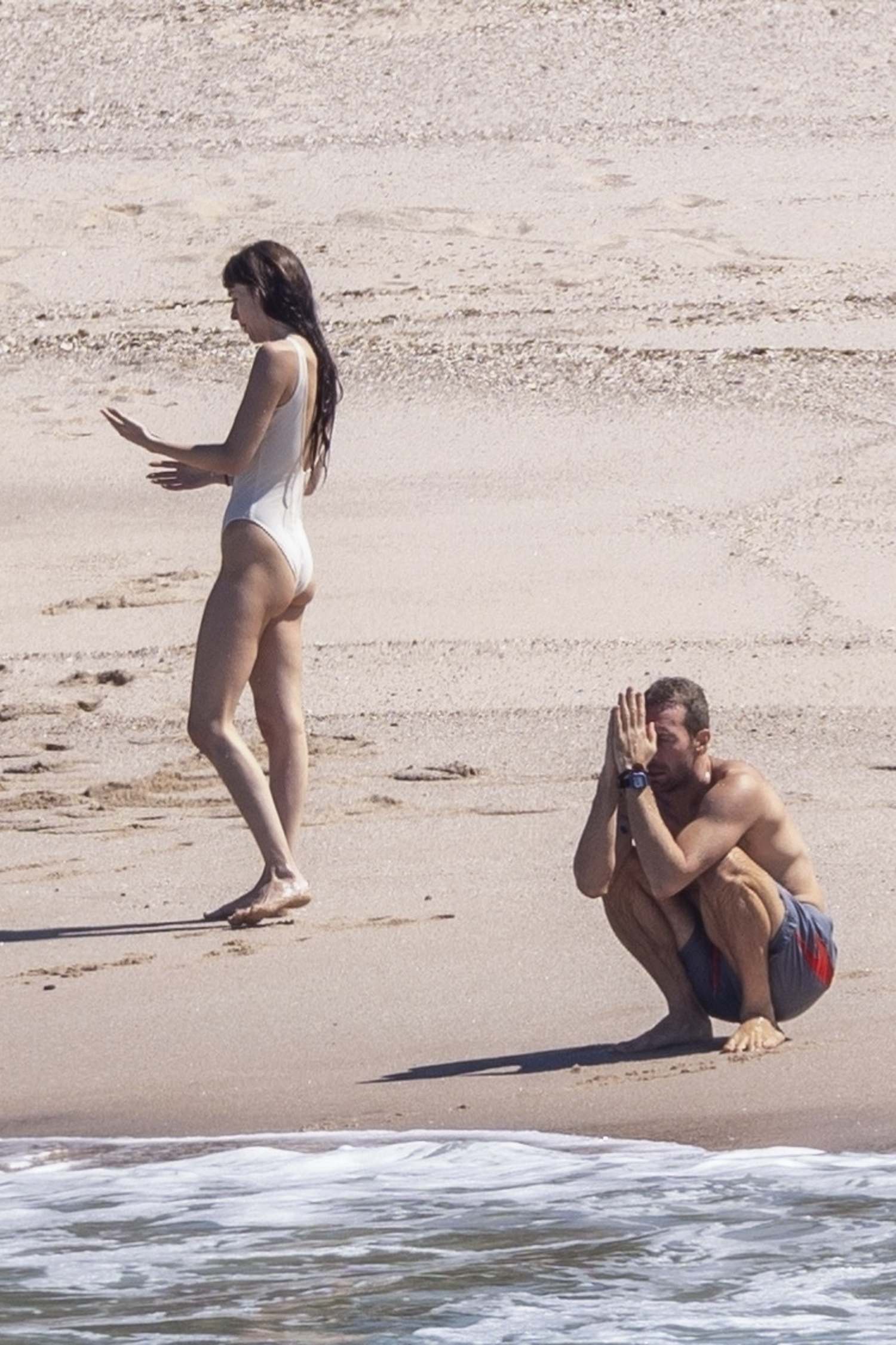 Dakota_Johnson_-_Vacation_In_Puerto_Vallarta_02202024_11.jpg Dakota_Johnson_-_Vacation_In_Puerto_Vallarta_02202024_11.jpg