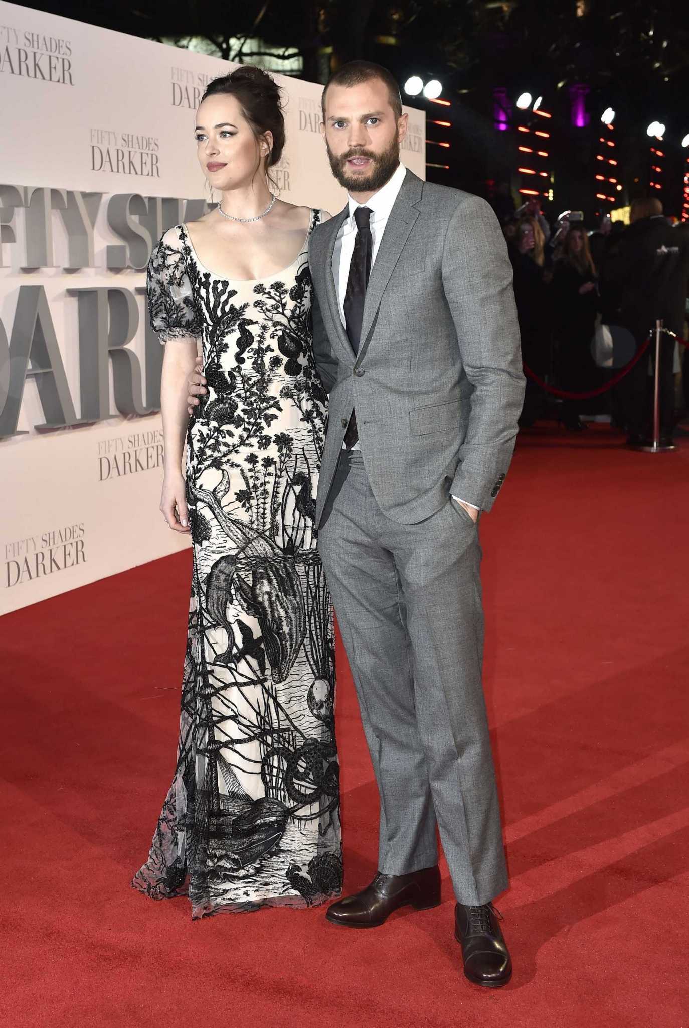 Dakota_Johnson_-__Fifty_Shades_Darker__premiere_in_London_on_Feb_9-34.jpg Dakota_Johnson_-__Fifty_Shades_Darker__premiere_in_London_on_Feb_9-34.jpg