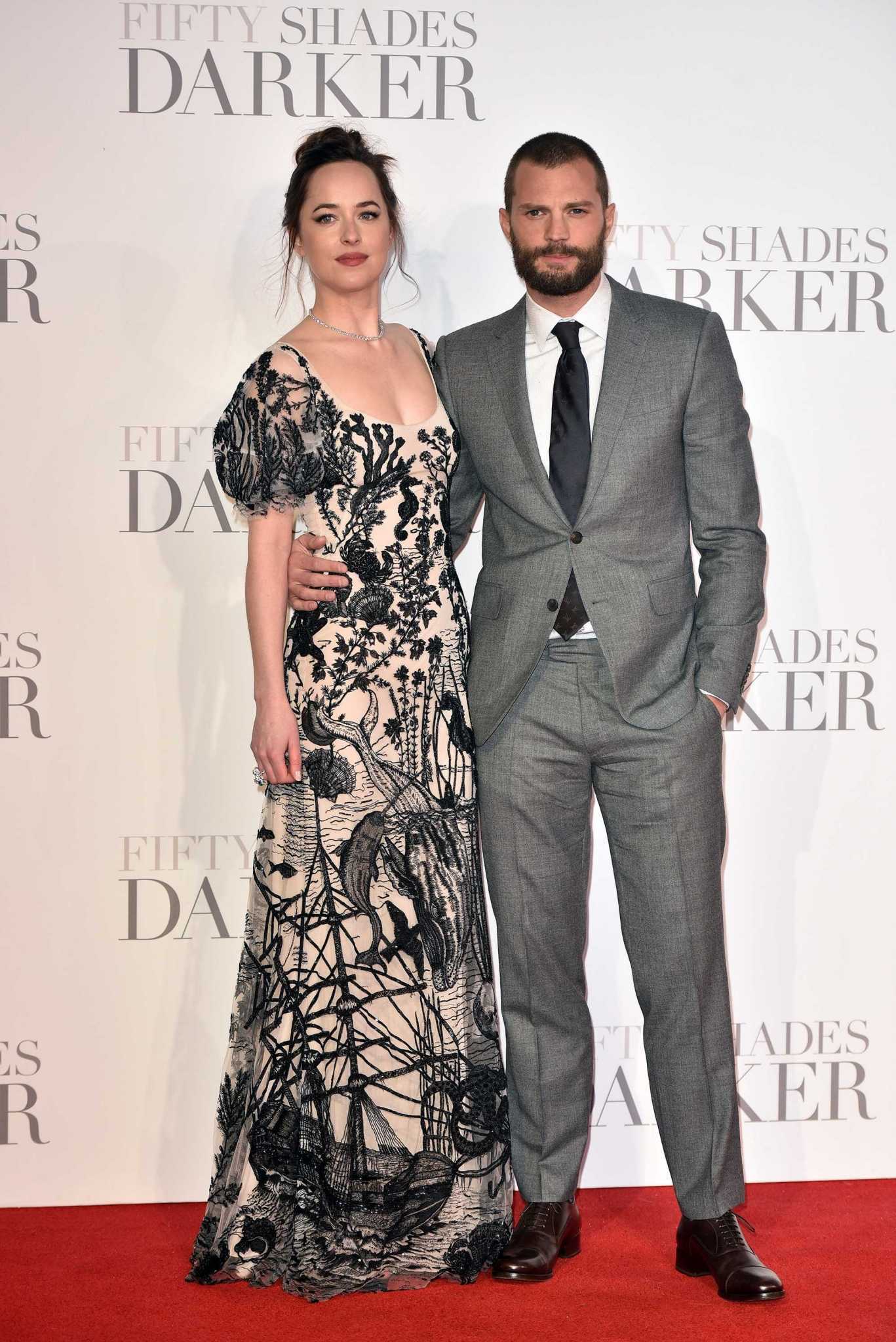 Dakota_Johnson_-__Fifty_Shades_Darker__premiere_in_London_on_Feb_9-47.jpg Dakota_Johnson_-__Fifty_Shades_Darker__premiere_in_London_on_Feb_9-47.jpg