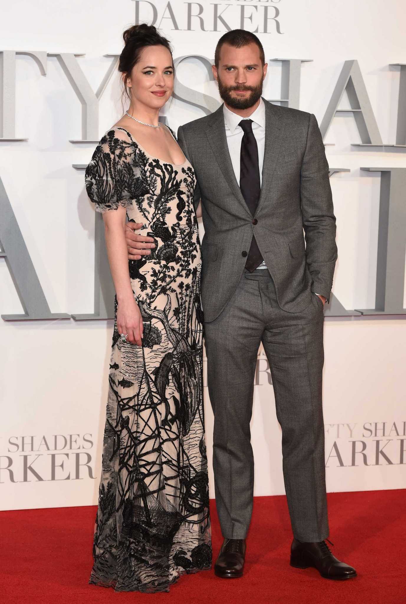 Dakota_Johnson_-__Fifty_Shades_Darker__premiere_in_London_on_Feb_9-75.jpg Dakota_Johnson_-__Fifty_Shades_Darker__premiere_in_London_on_Feb_9-75.jpg