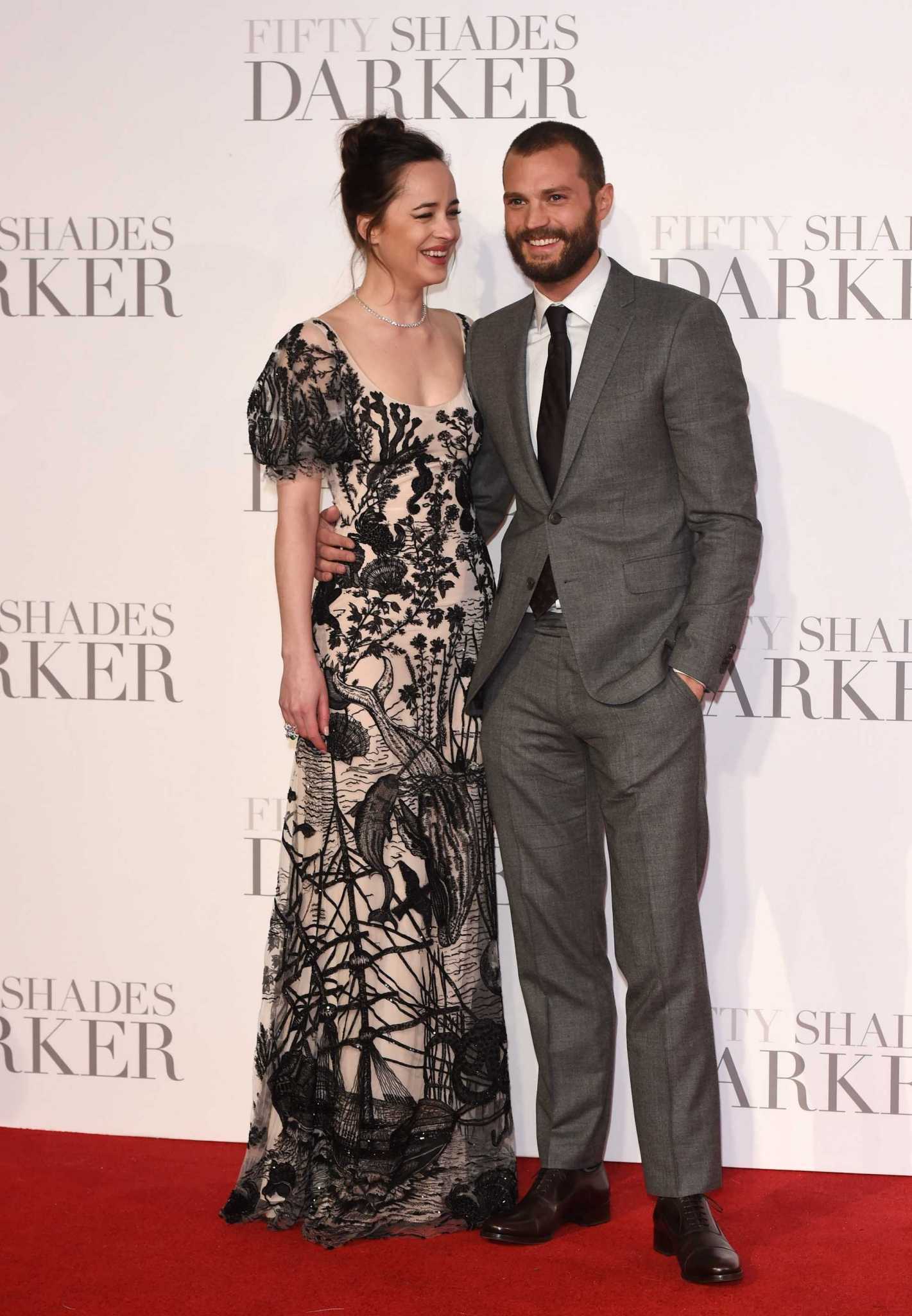 Dakota_Johnson_-__Fifty_Shades_Darker__premiere_in_London_on_Feb_9-91.jpg Dakota_Johnson_-__Fifty_Shades_Darker__premiere_in_London_on_Feb_9-91.jpg