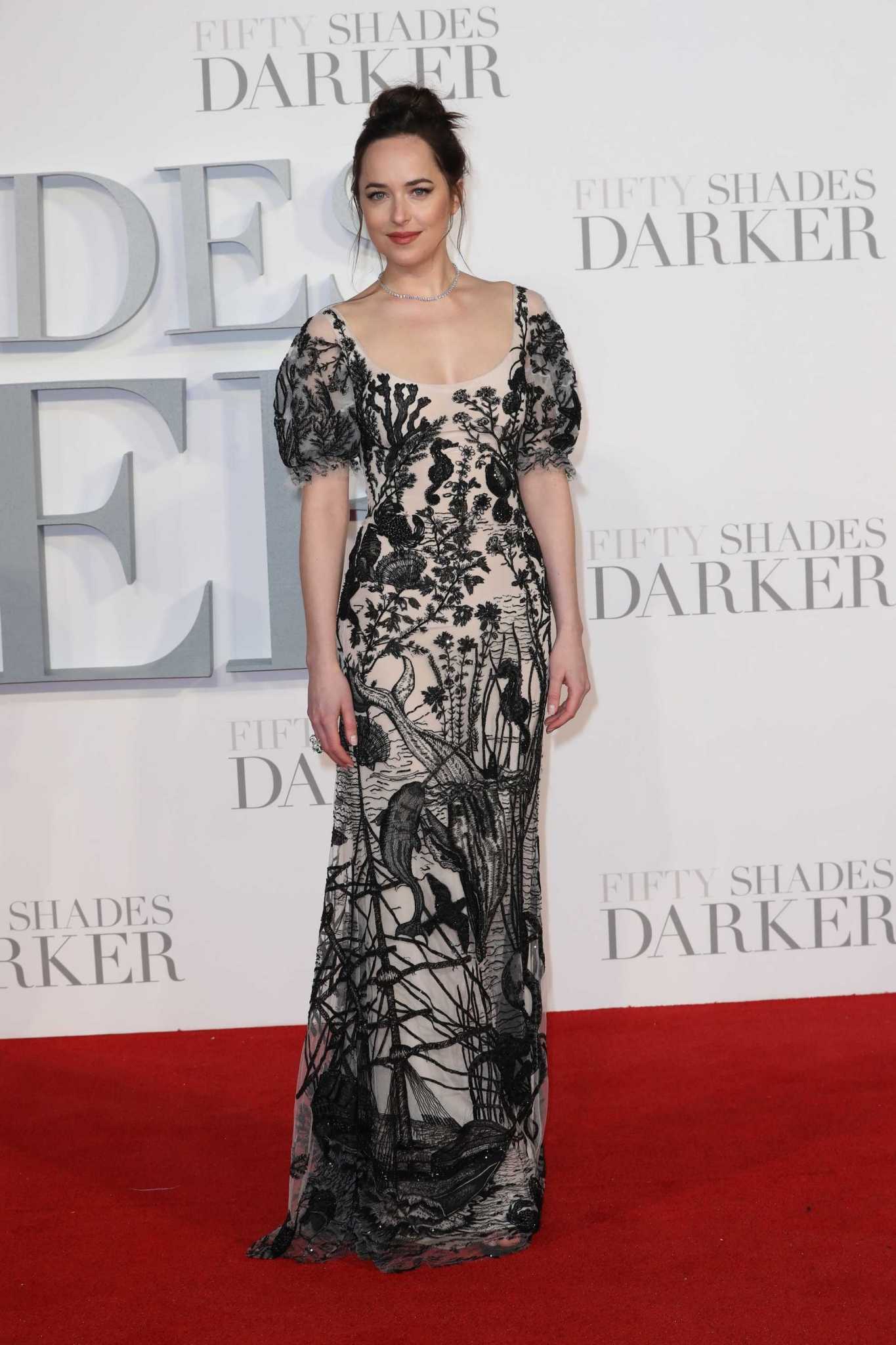 Dakota_Johnson_-__Fifty_Shades_Darker__premiere_in_London_on_Feb_9-94.jpg Dakota_Johnson_-__Fifty_Shades_Darker__premiere_in_London_on_Feb_9-94.jpg