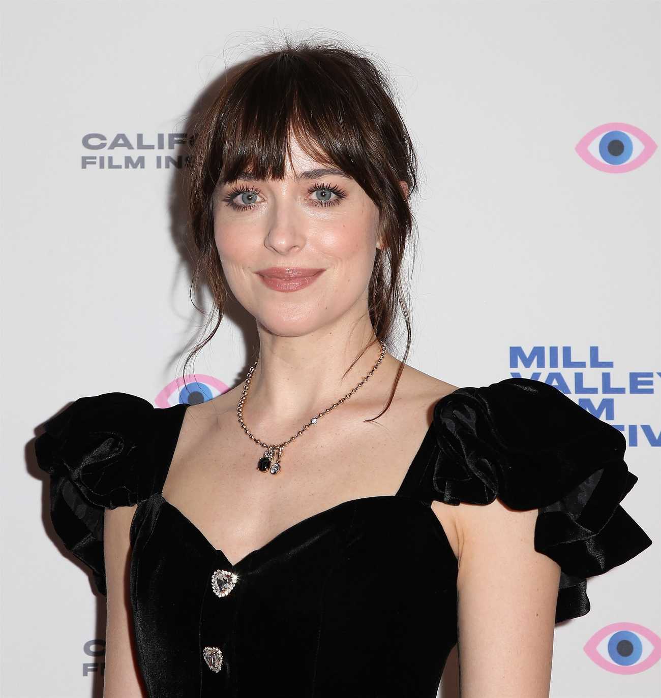 Dakota_Johnson_-__The_Lost_Daughter__Premiere_at_the_44th_Mill_Valley_Film_Festival_in_San_Rafael2C_USA_10162021_04.jpg