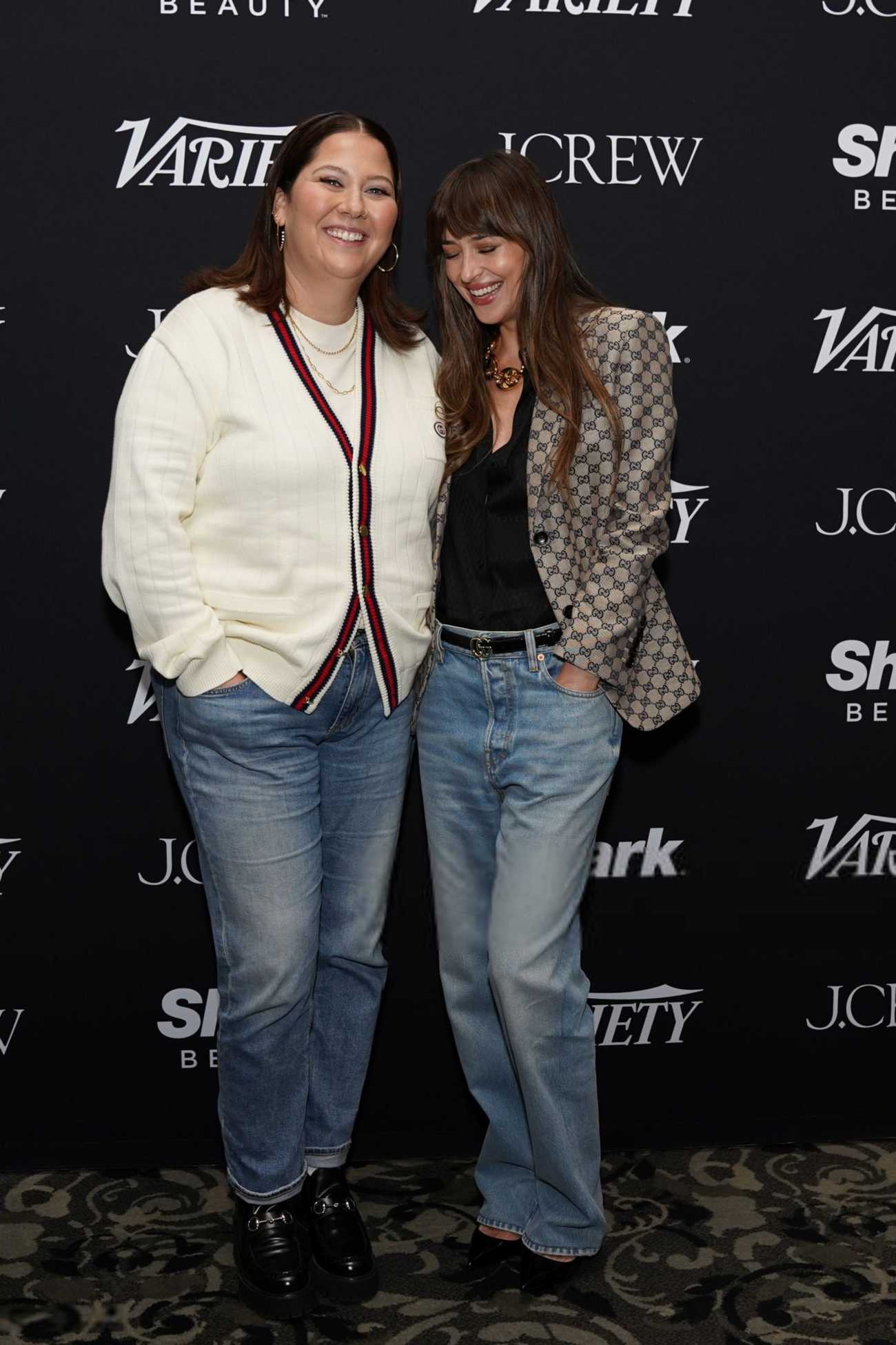 Dakota_Johnson_-_at_the_Variety_studio_at_the_Toronto_Film_Festival_on_September_72C_2024_in_Toronto2C_Canada_02.jpg Dakota_Johnson_-_at_the_Variety_studio_at_the_Toronto_Film_Festival_on_September_72C_2024_in_Toronto2C_Canada_02.jpg