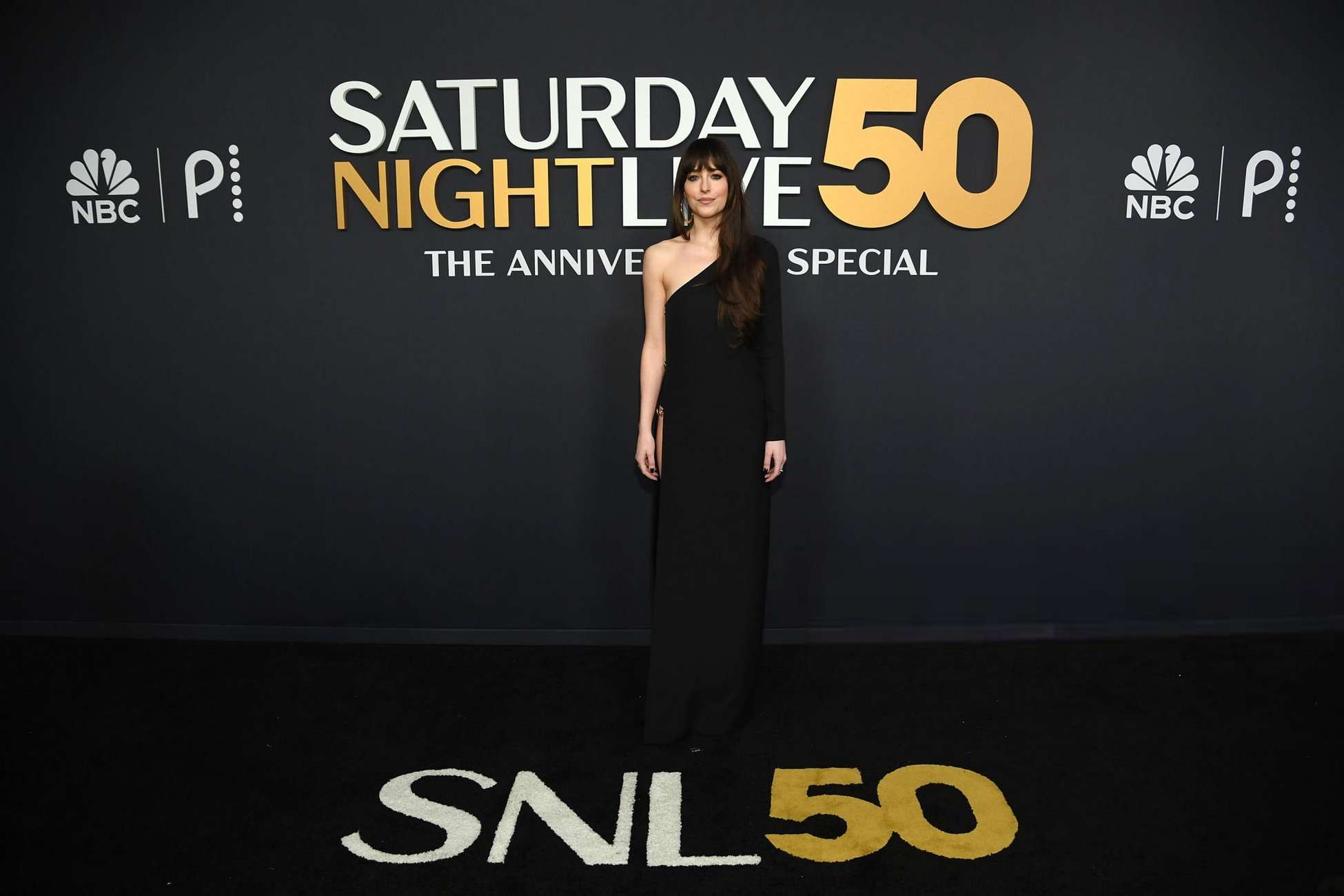 Dakota_Johnson_-_attends_SNL50_The_Anniversary_Special2C_New_York_City_-_February_162C_2025_21.jpg