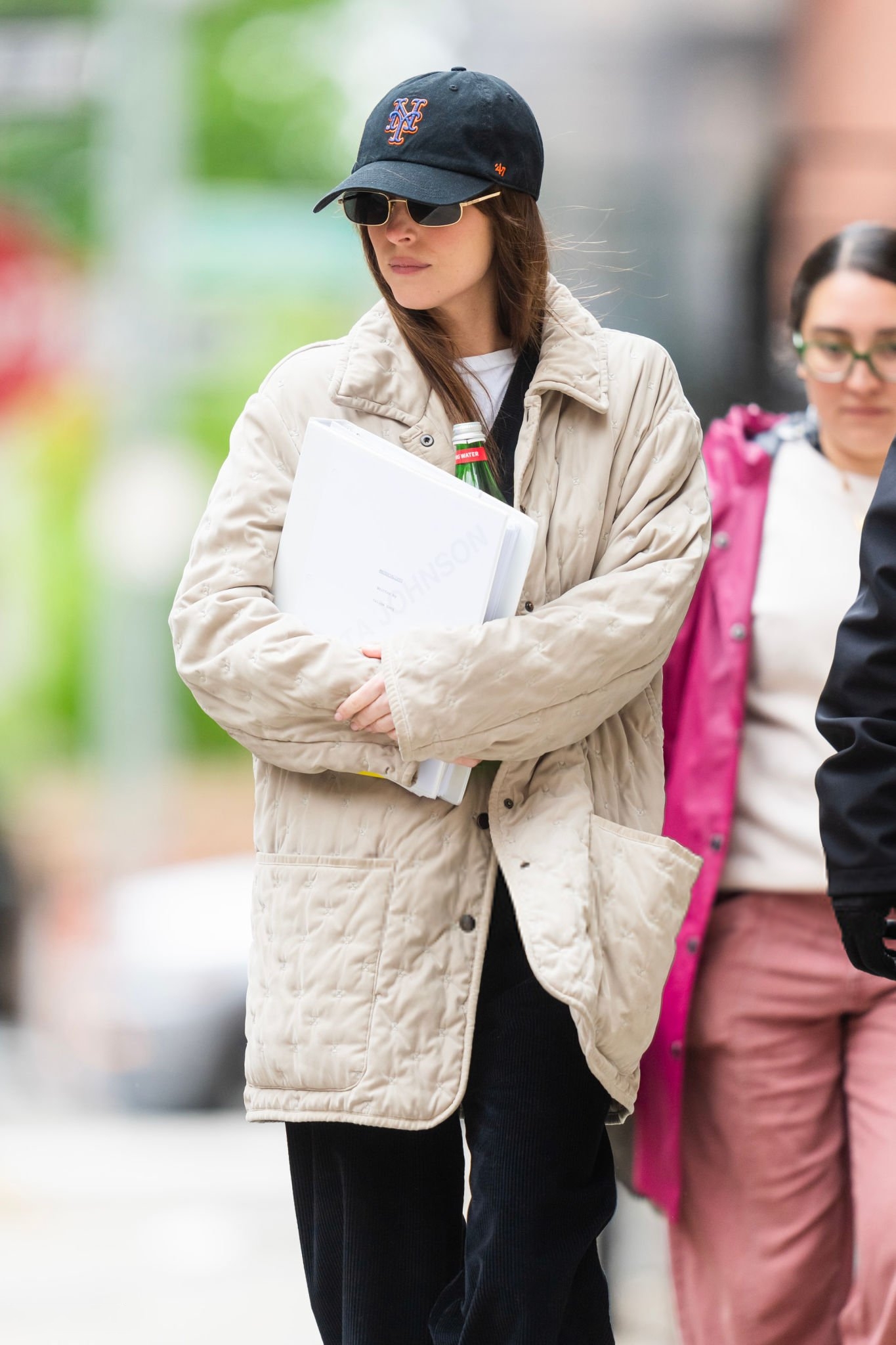 Dakota_Johnson_-_is_seen_filming_Materialist_in_Tribeca_on_May_102C_2024_in_New_York_City_02.jpg