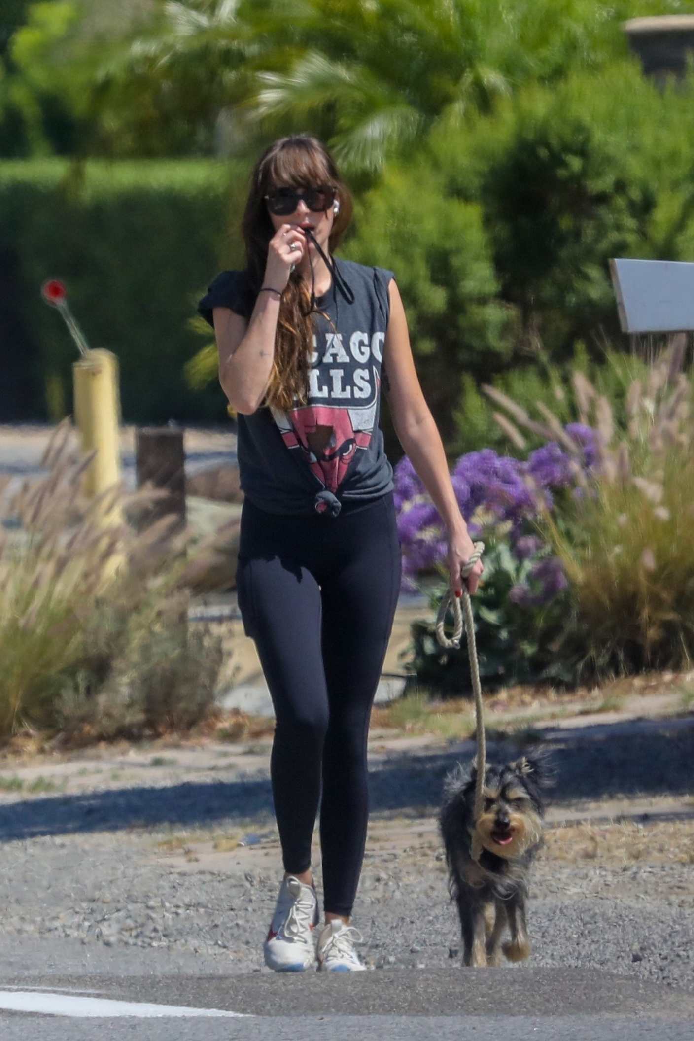 Dakota_Johnson_-_looks_cute_and_casual_as_she_walks_her_dog_in_sunny_Malibu2C_California__06262020-01.jpg