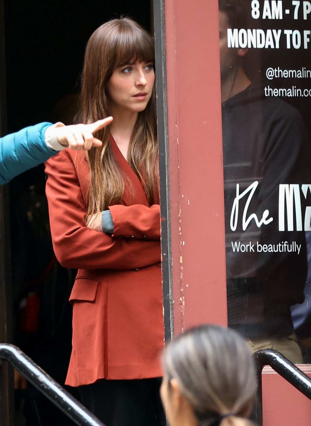 Dakota_Johnson_-_seen_at_the_movie_set_of_the__Materialists__in_New_York_May_162C_2024_42.jpg