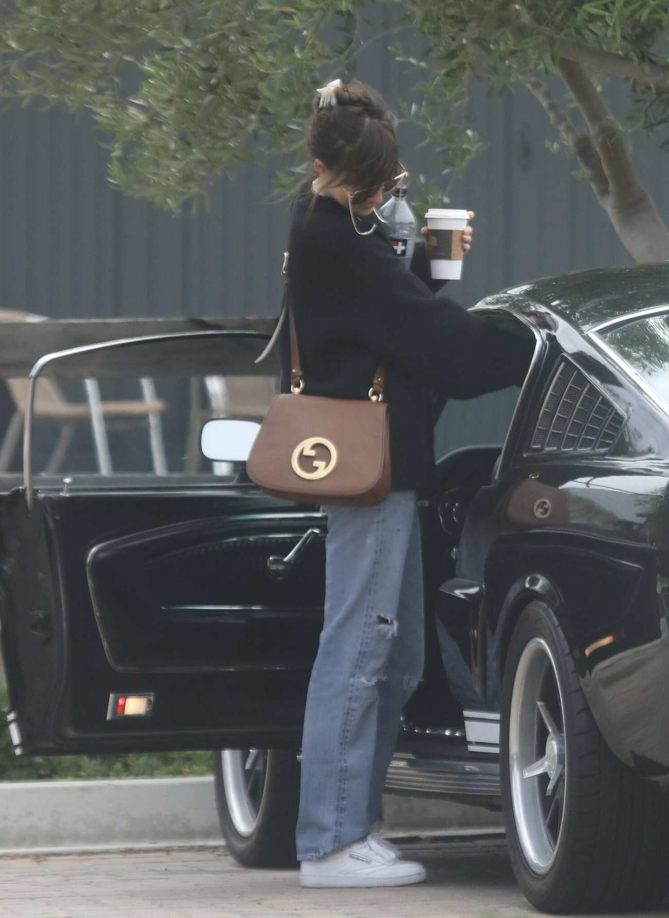 Dakota_Johnson_-_spotted_in_Malibu2C_California__0521202201.jpg Dakota_Johnson_-_spotted_in_Malibu2C_California__0521202201.jpg