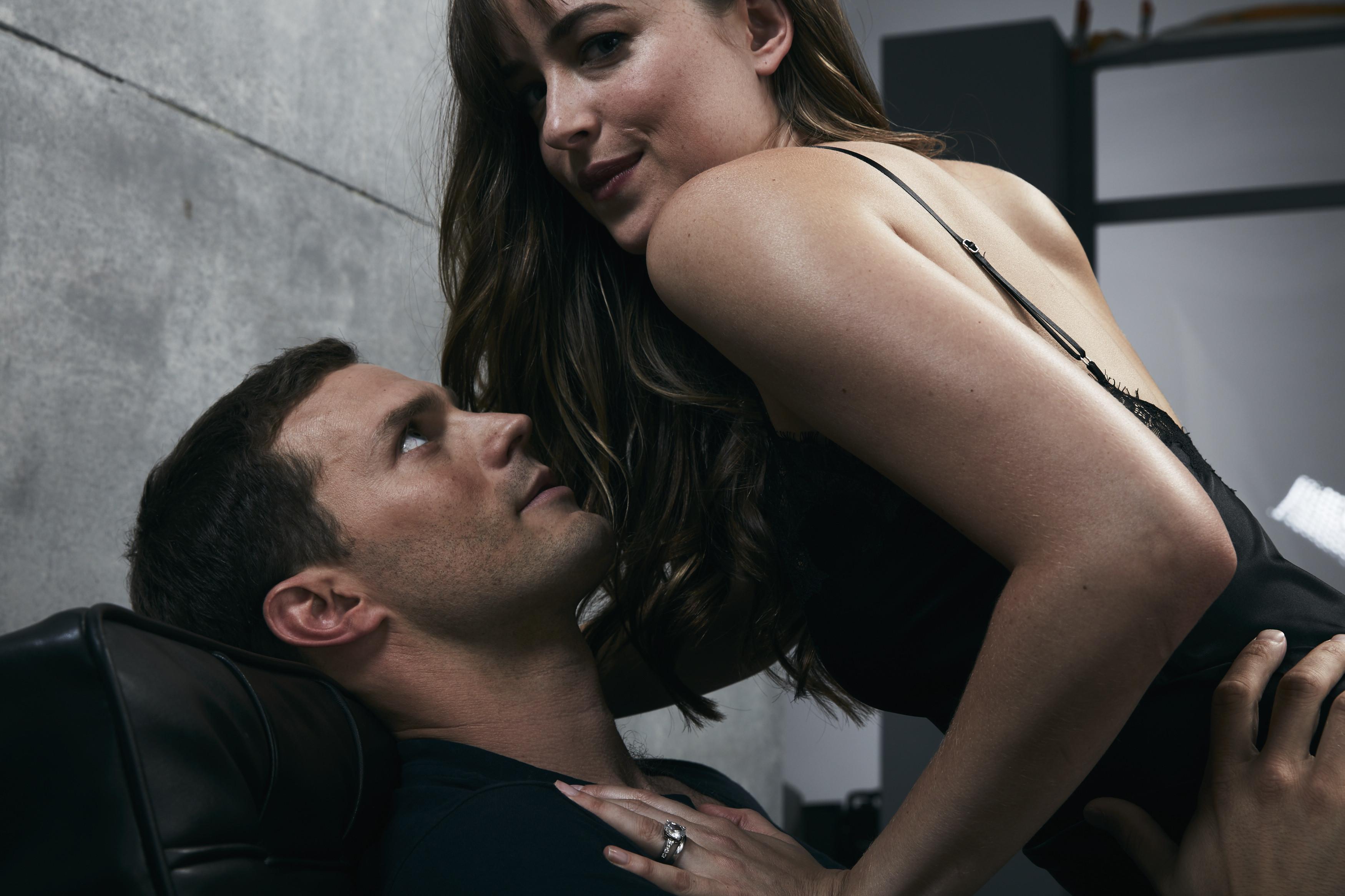 Fifty_Shades_Freed_-_Set_04-393.jpg