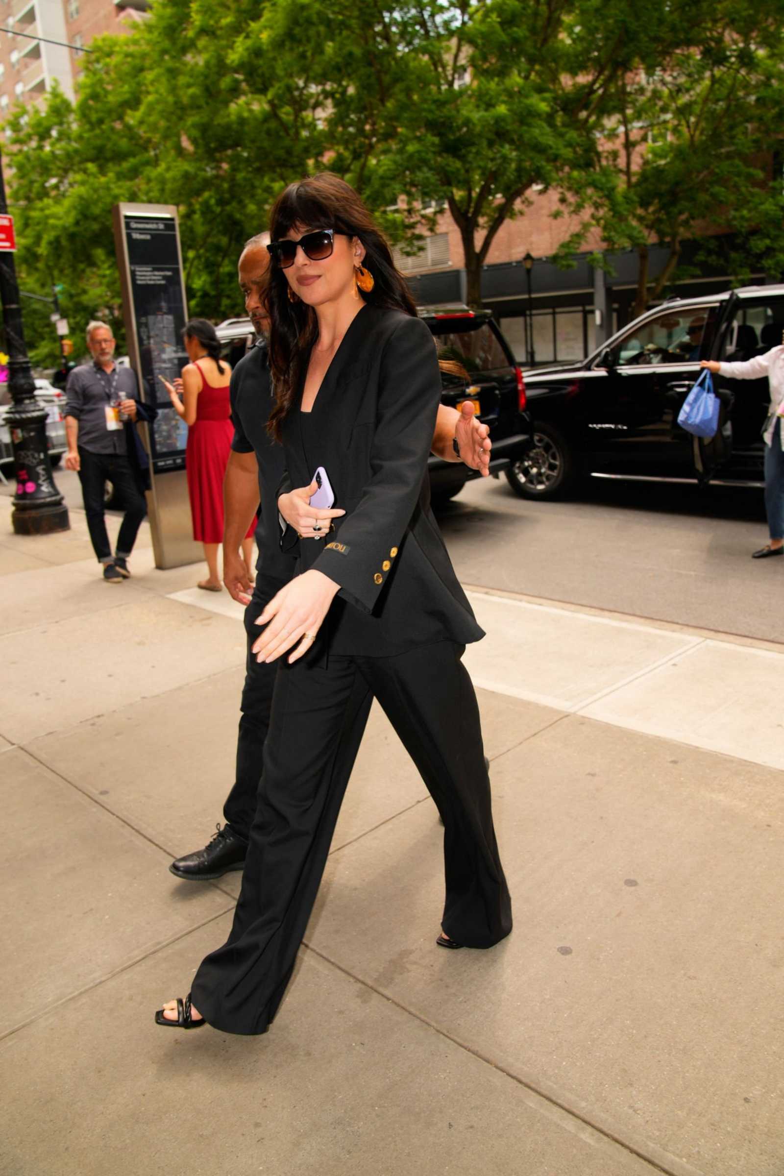 In_New_York_City_-_June_132C_20203.jpg