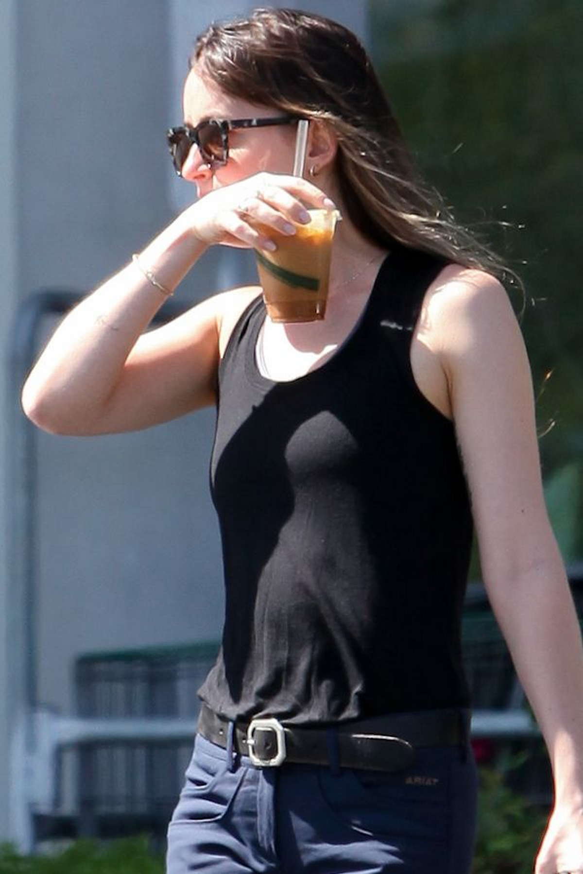 Leaving_Erewhon_Market_in_Los_Angeles2C_CA_-_June_2900002.jpg