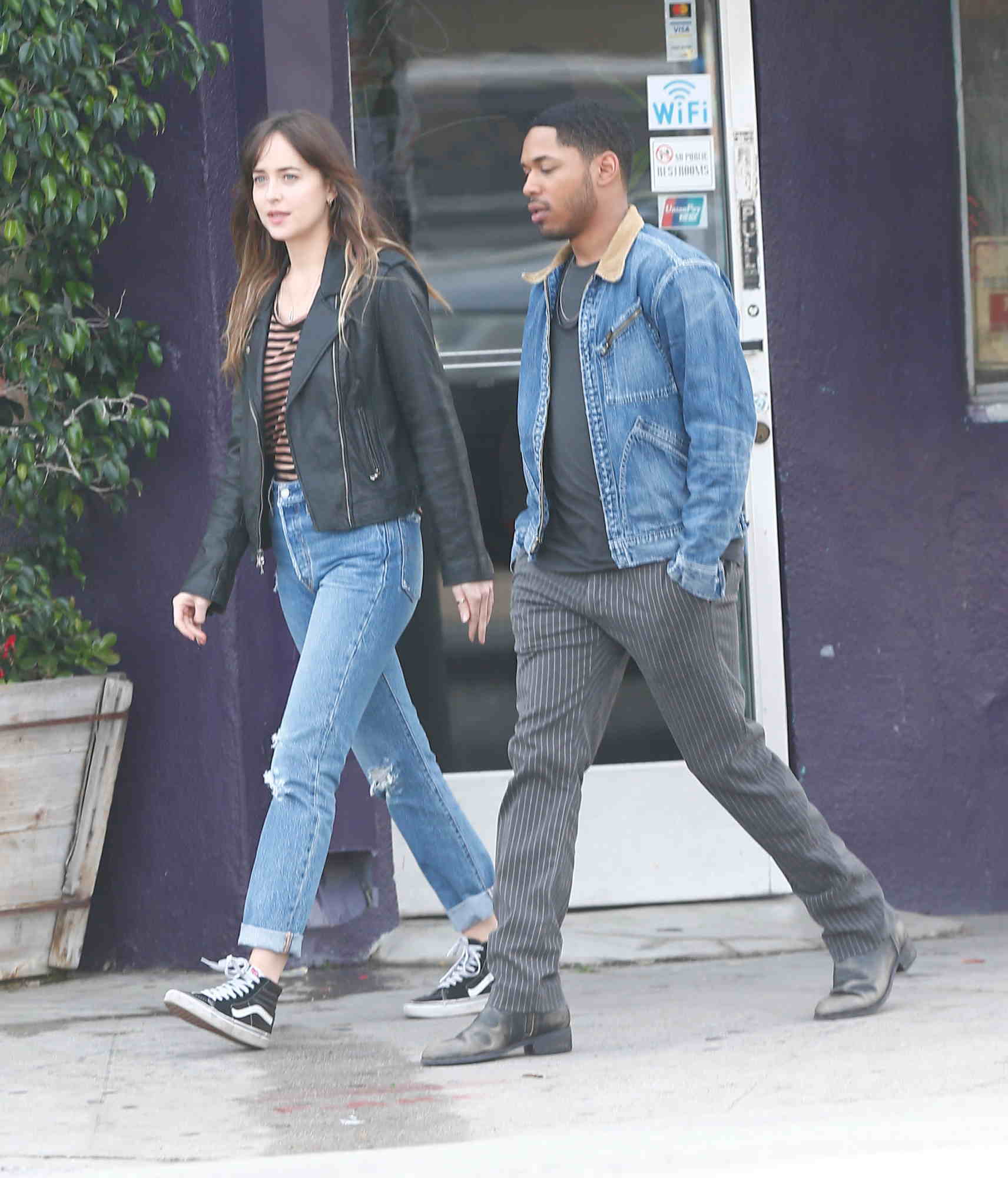 On_Set_Of_Covers_In_Los_Angeles2C_CA_-_June_61.jpg On_Set_Of_Covers_In_Los_Angeles2C_CA_-_June_61.jpg