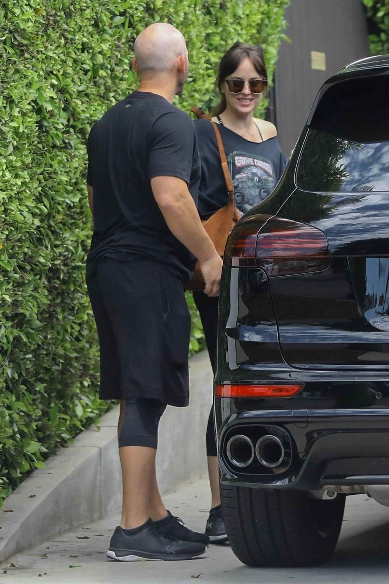Takes_a_trip_to_Earthbar_in_West_Hollywood_-_April_19____5.jpg