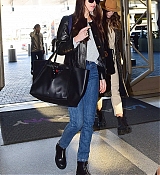 At_the_airport_to_catch_a_flight_out_of_LA_in_Los_Angeles_-_Feb_141.jpg